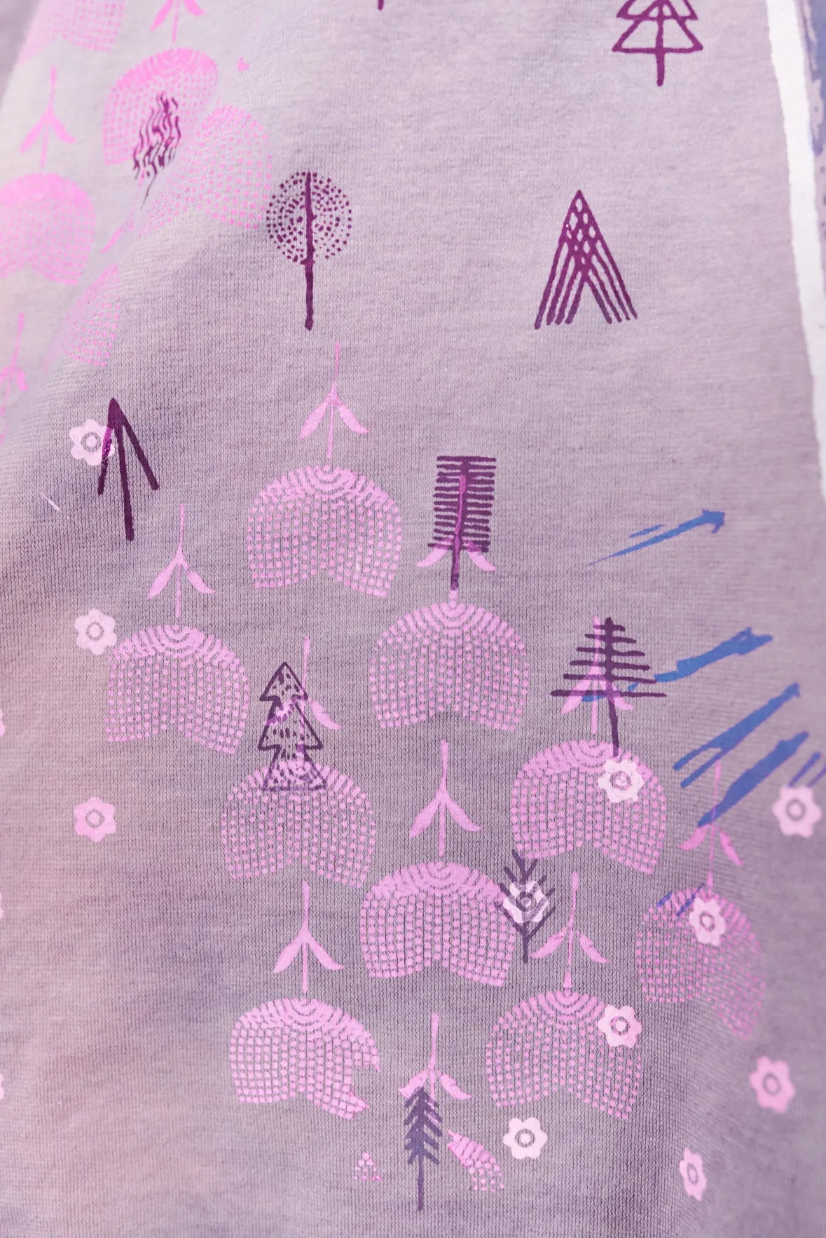 1236HD Line Tee -Pastel Sunrise LOVE Tee-29.5”