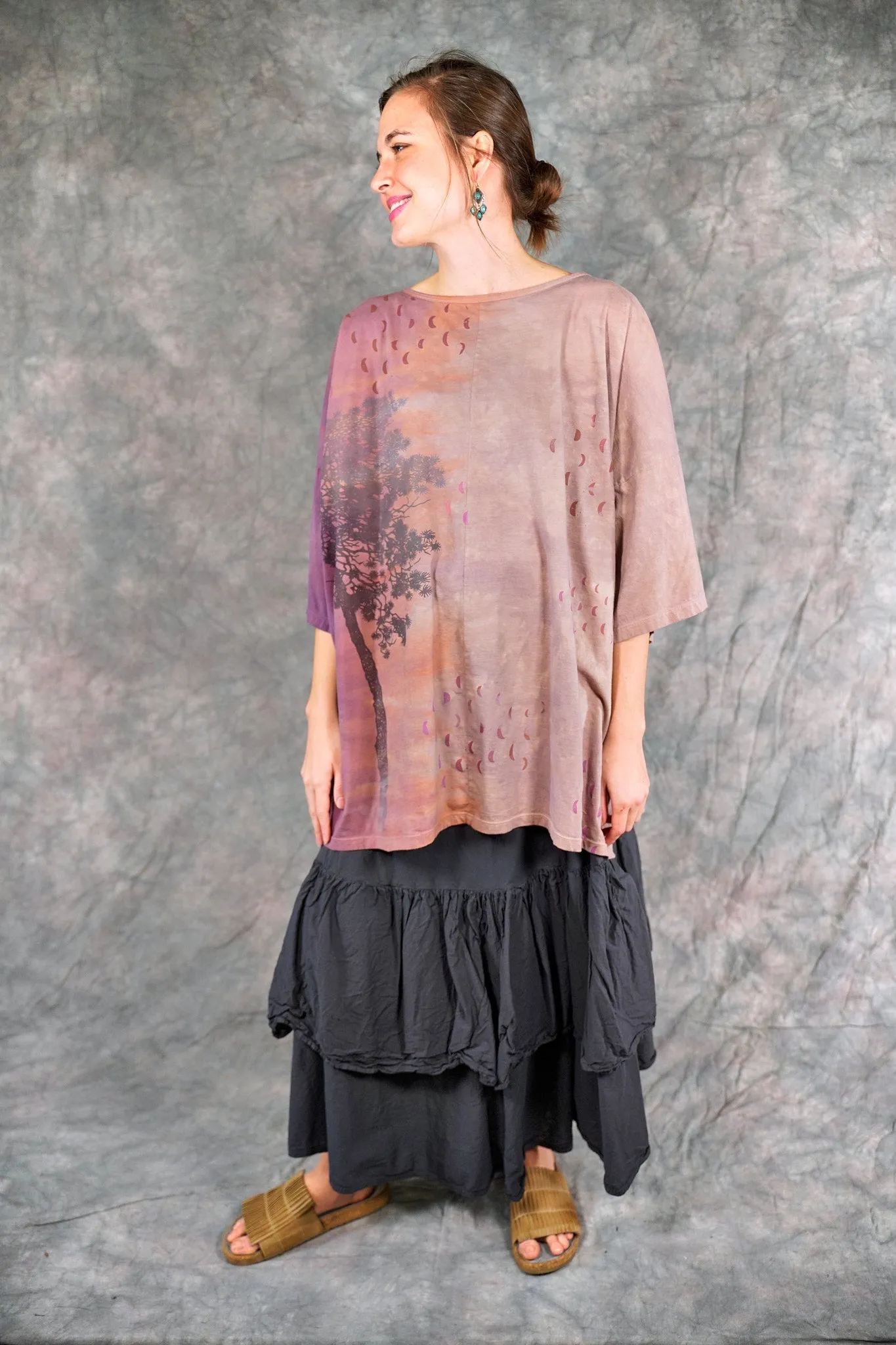 1236HD Line Tee Sienna Violet Song 31"L