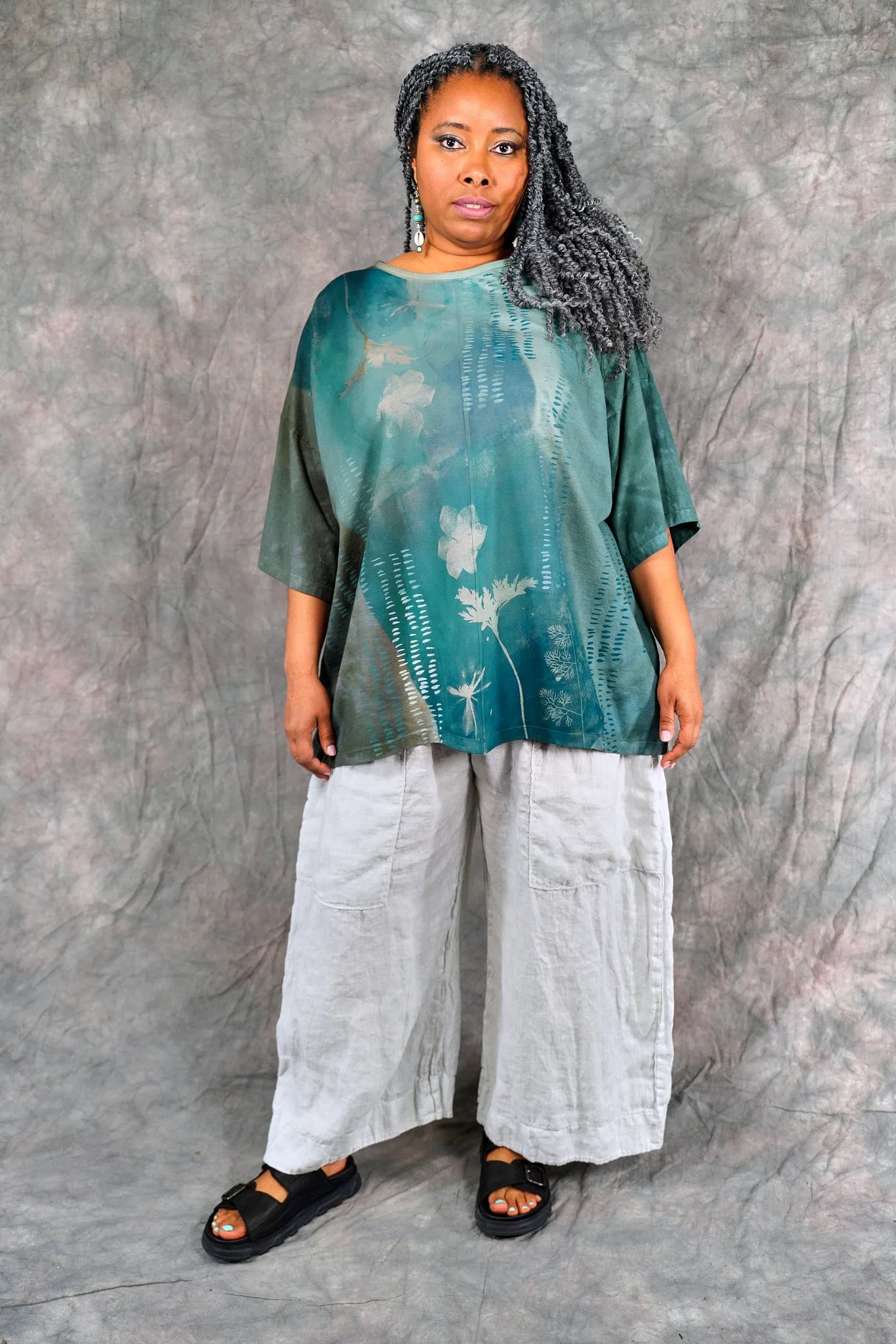 1236HD Line Tee Undersea Flora