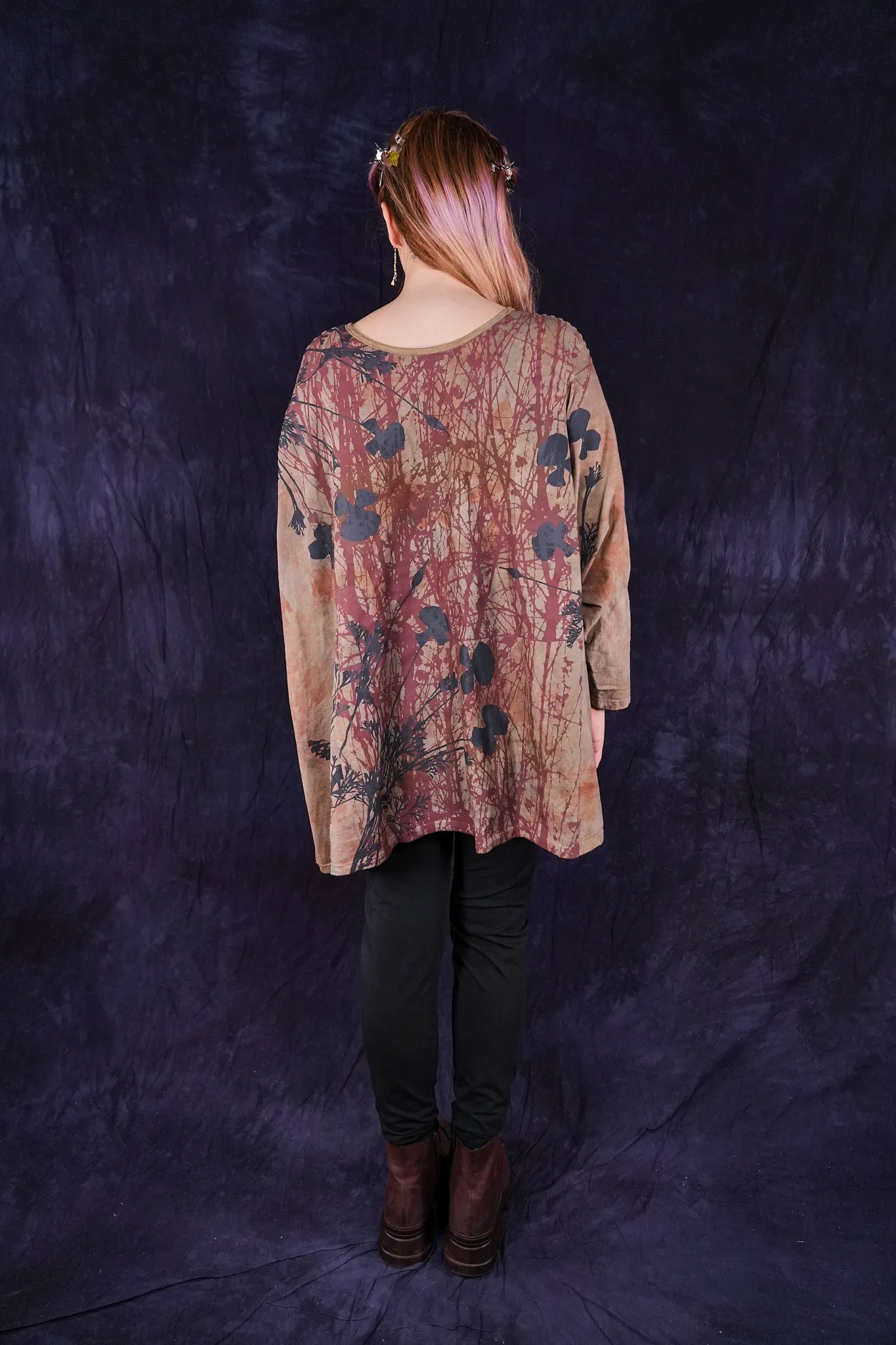 2331HD Poet Top Suvi Shadow Earthen