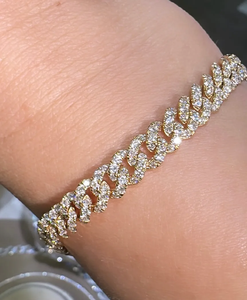 4.20ct tw Diamond Pave Set Link Bracelet
