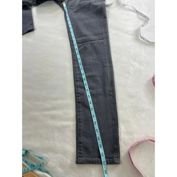 AG Adriano Goldschmied The Stilt Cigarette Skinny Leg Ankle in Gray 26R