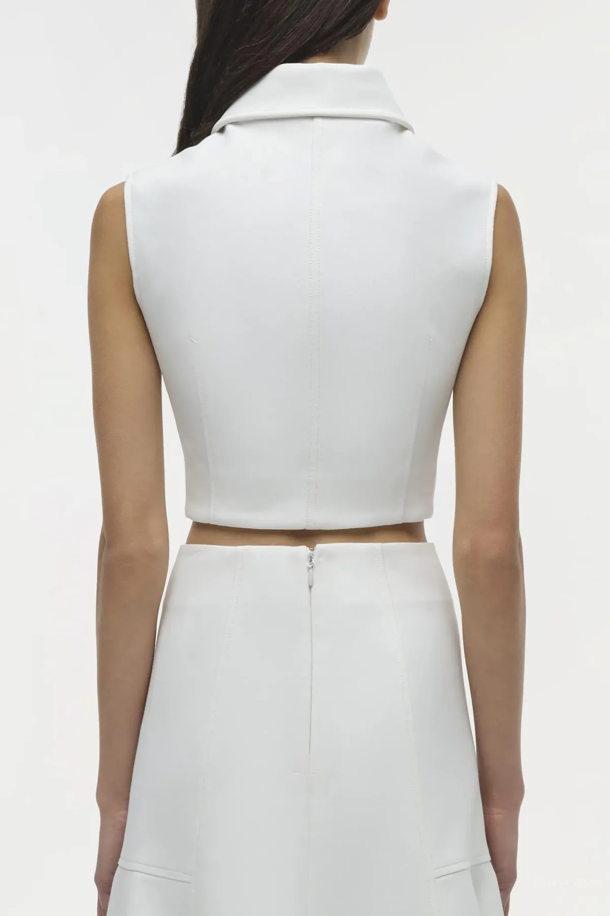 Alix Sleeveless Zip-Up Top in Ivory