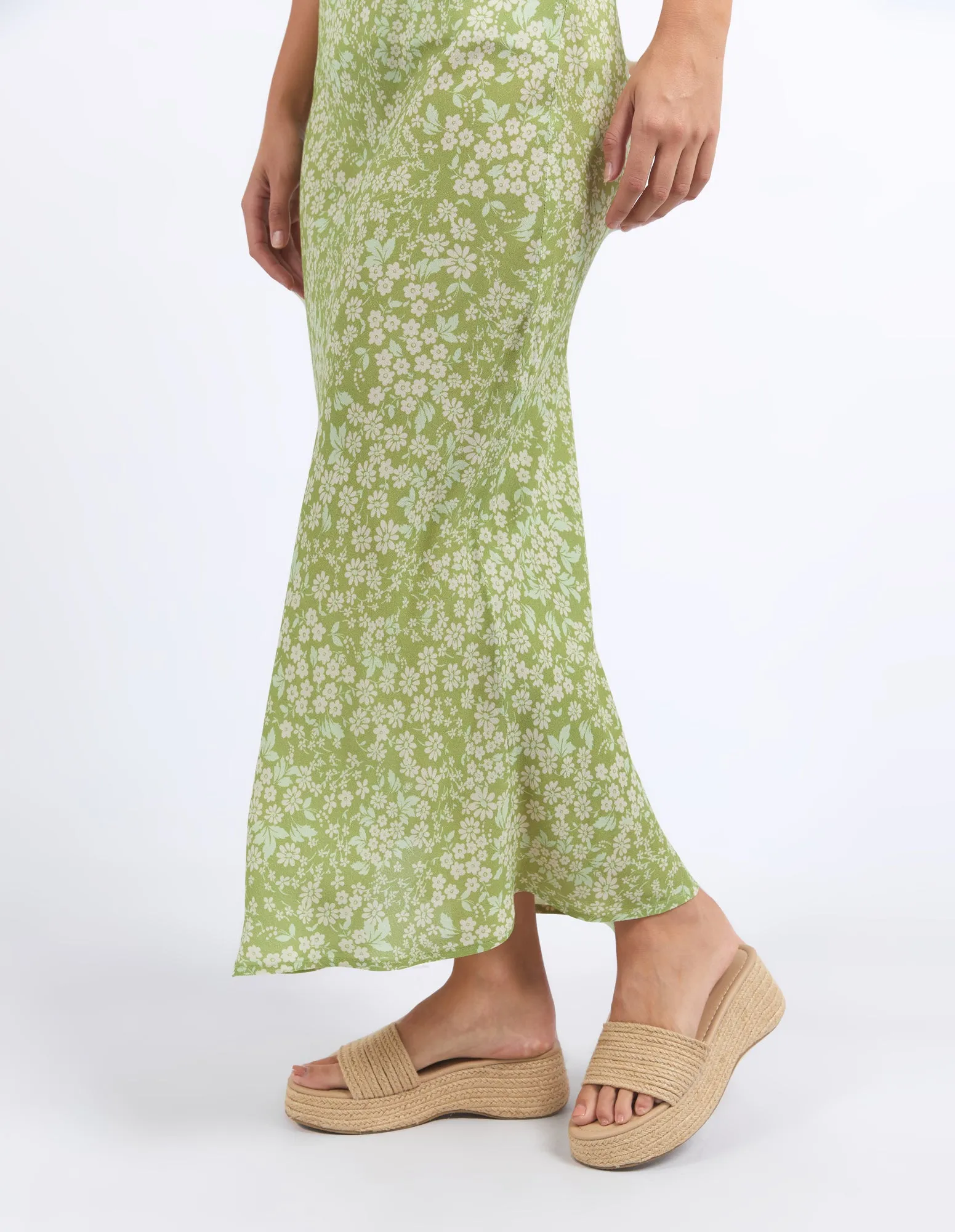 ANTALYA FLORAL SKIRT || LIGHT GREEN