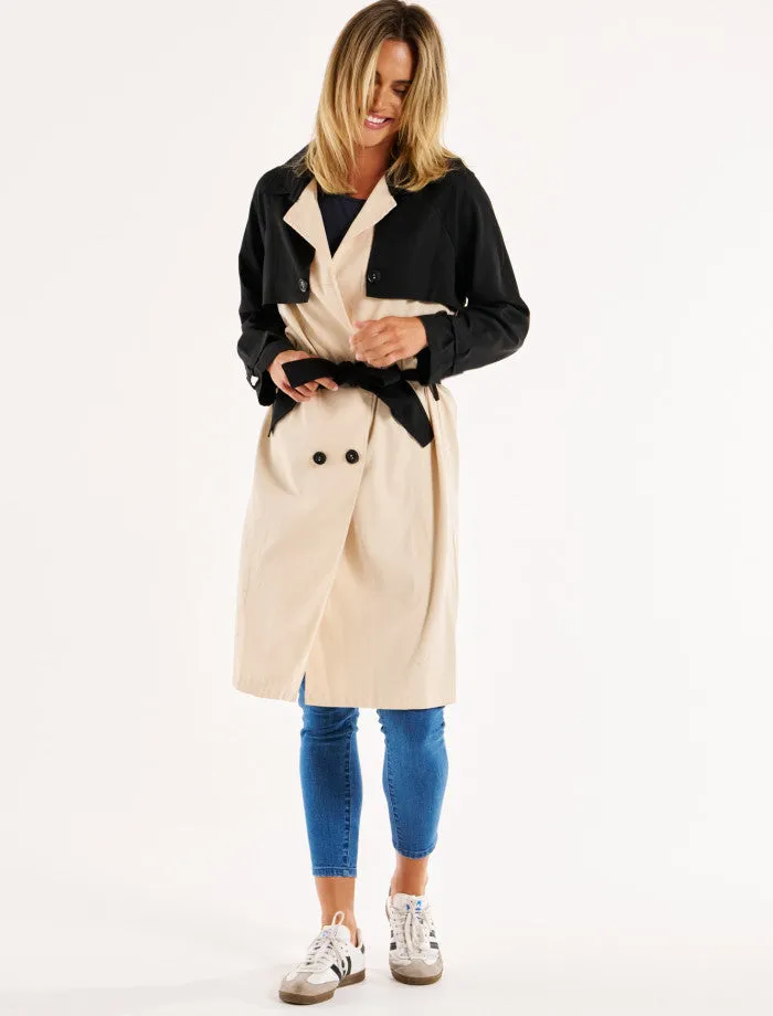 Betty Basics Splice Trench Coat | Black/Ivory