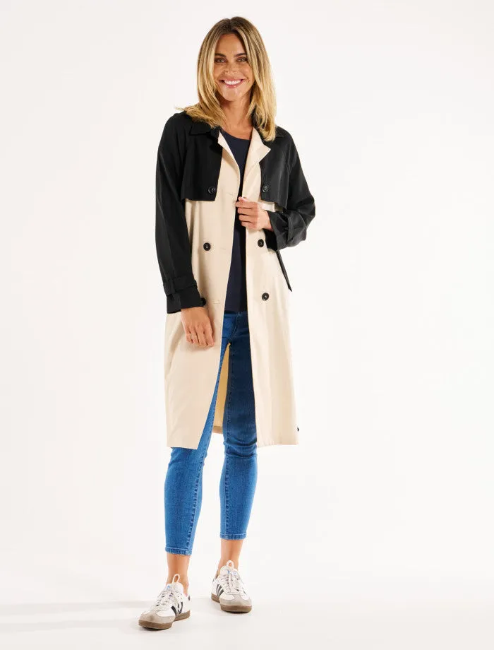 Betty Basics Splice Trench Coat | Black/Ivory