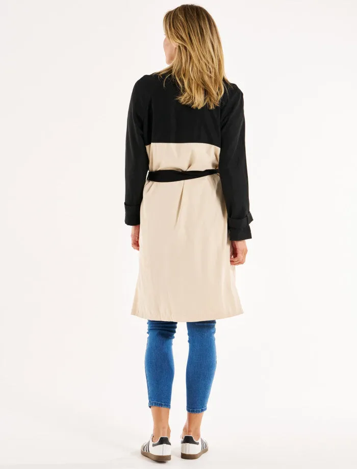 Betty Basics Splice Trench Coat | Black/Ivory