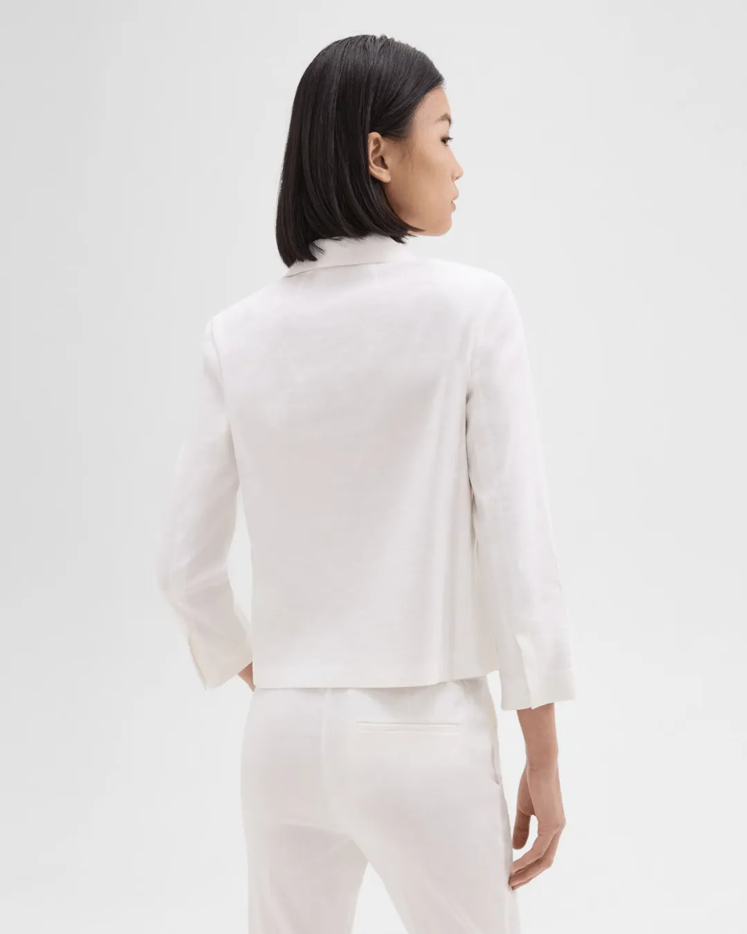 BOXY PATCH POCKET BLAZER IN STRETCH GOOD LINEN