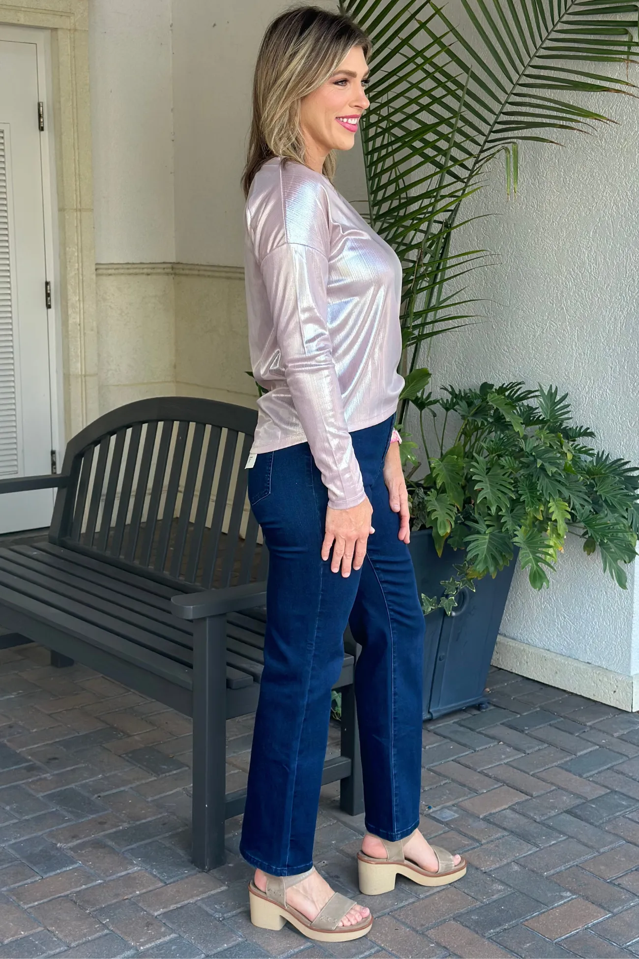 Charlie B Unmatched Comfort Straight Leg Jean-Blue Black