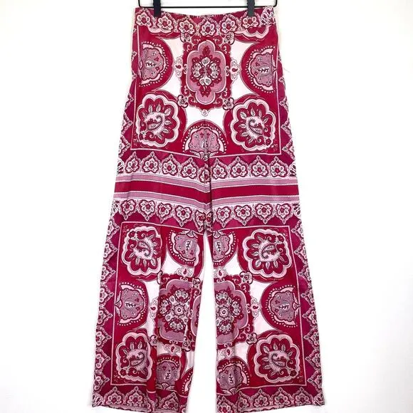 Cupcakes and Cashmere Pajama Set Womens Sz XS / S Pink Paisley Print Satin NWT
