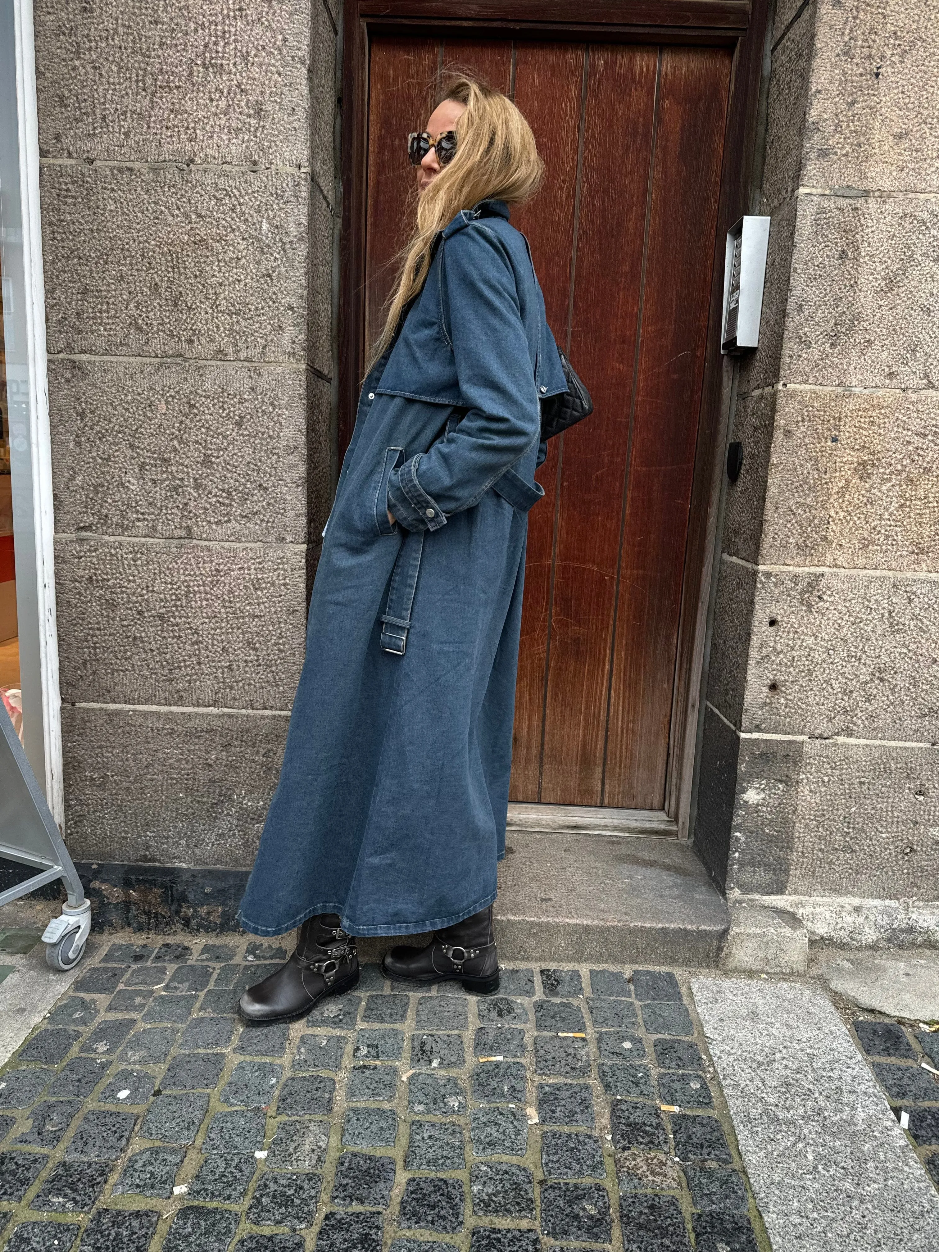 Denim trench coat jacket - Washed blue - Vera - Sassy Copenhagen