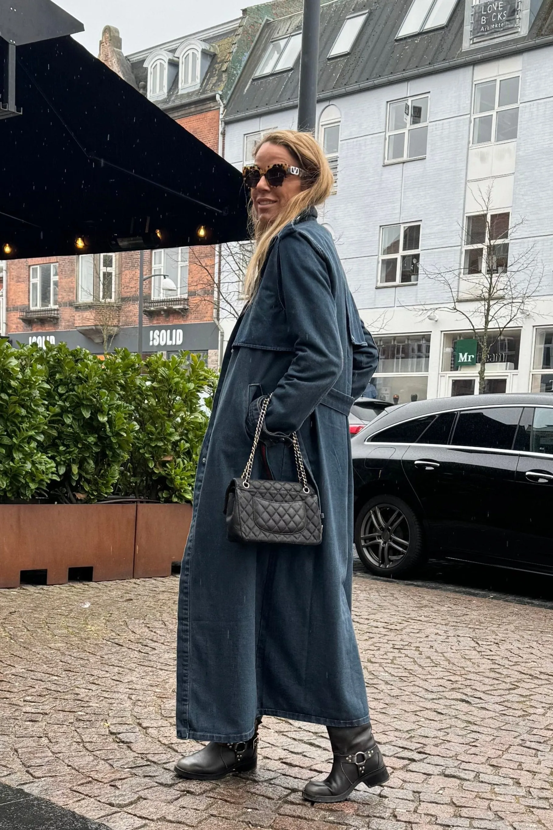 Denim trench coat jacket - Washed blue - Vera - Sassy Copenhagen
