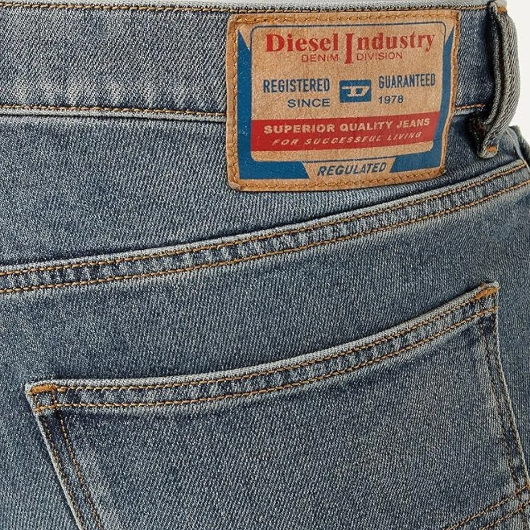 Diesel Mens D-Sark 09F74 Denim Jeans Blue
