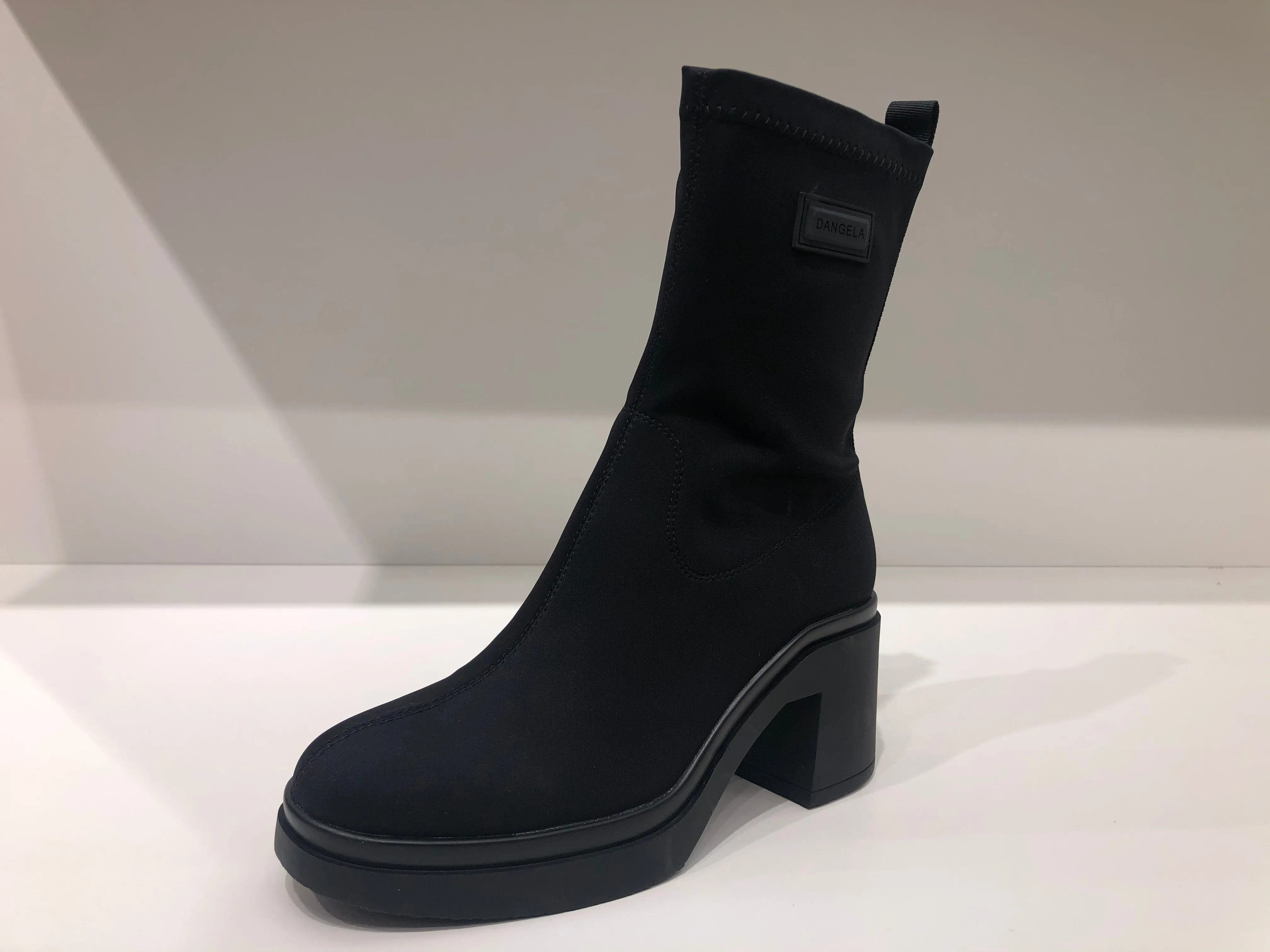 DRB25224 BLACK