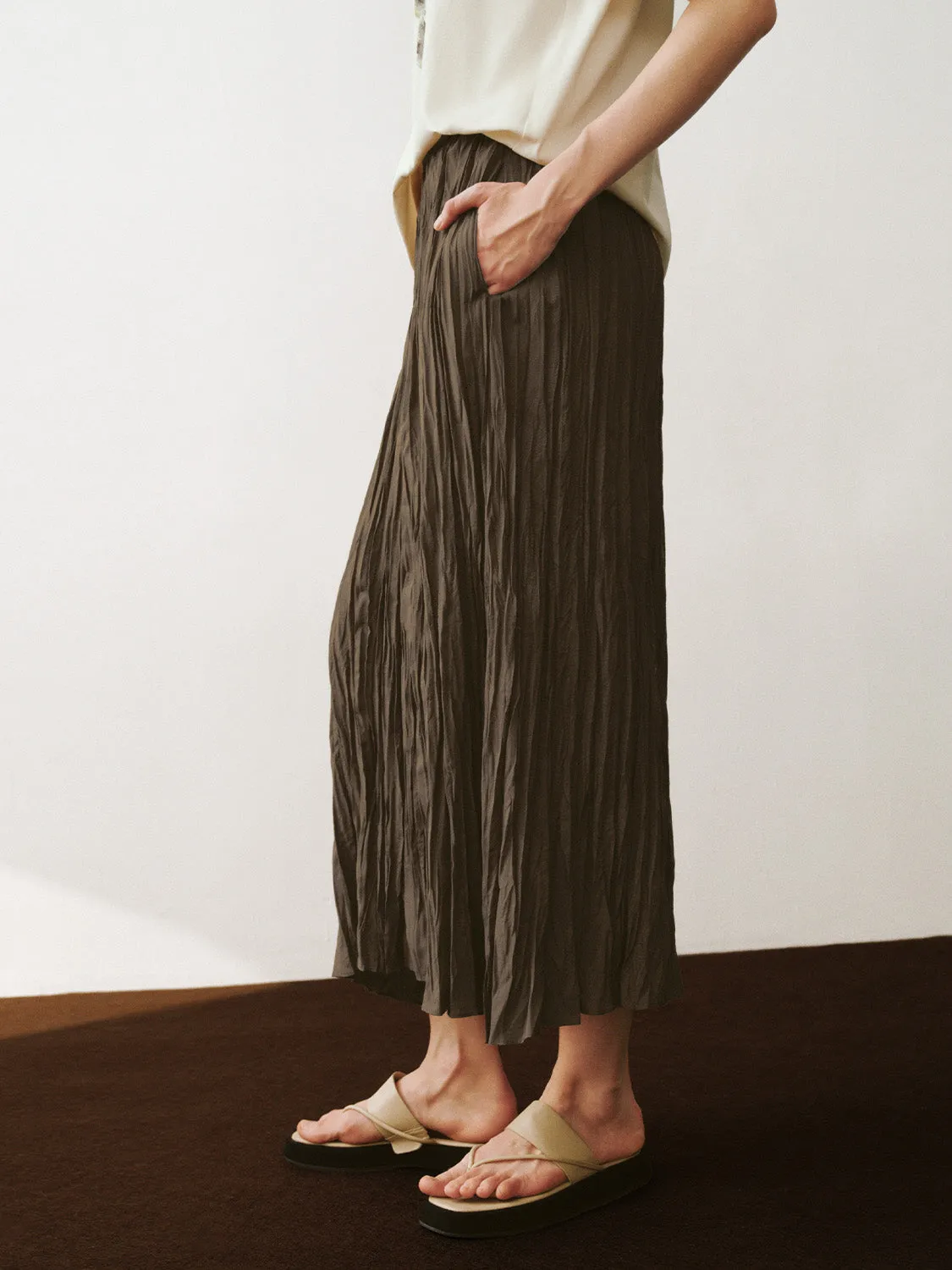 Elastic Waist Shirred A-Line Skirt