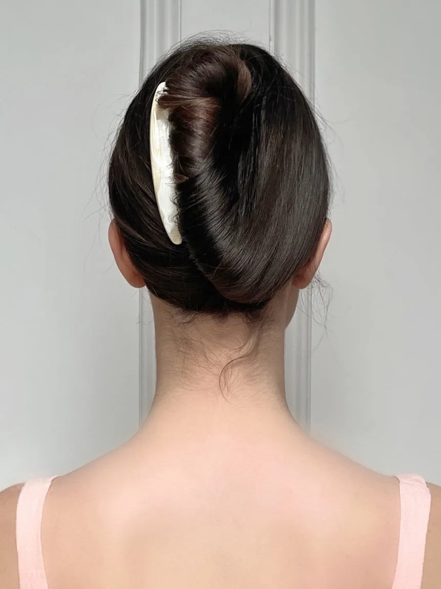 French Onyx Twist Comb
