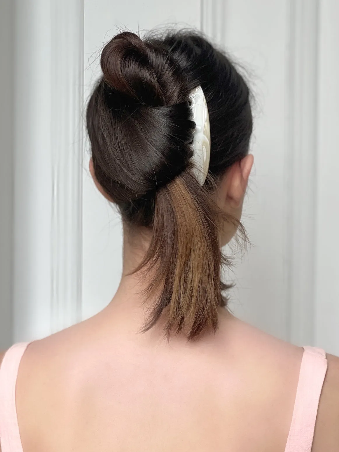 French Onyx Twist Comb