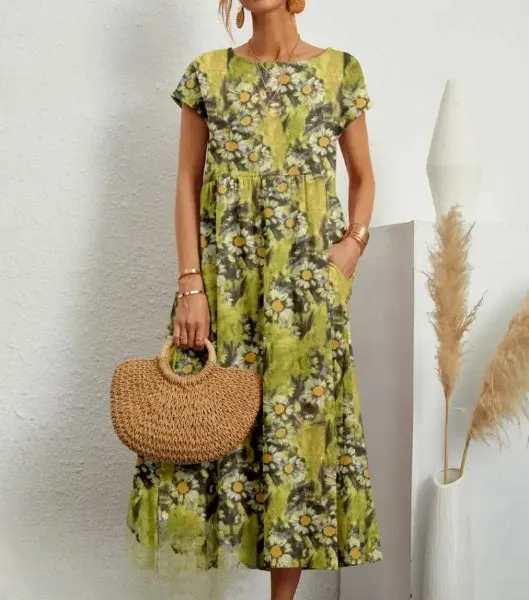Hosta - Elegant Midi Dress with Floral Print