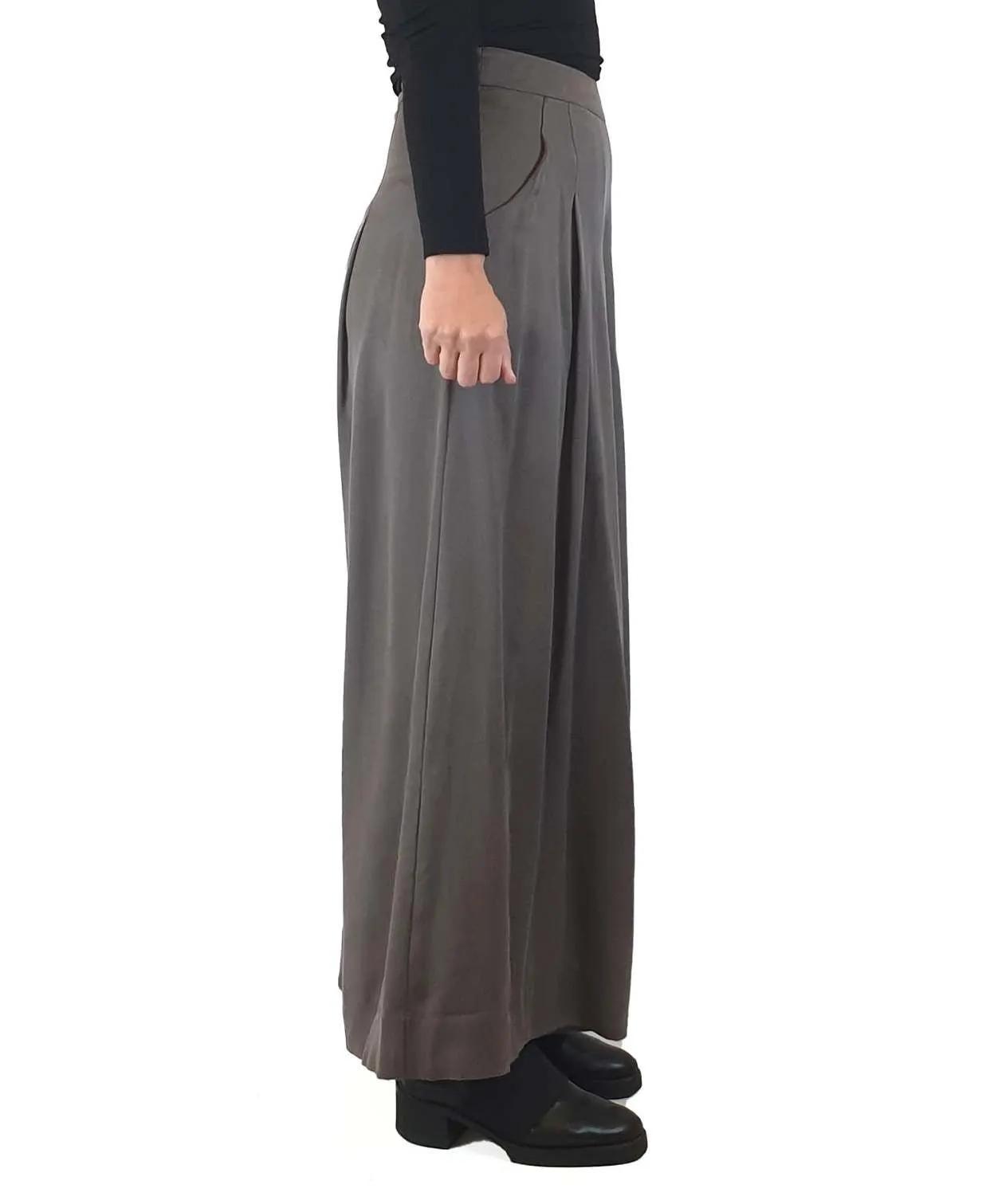 Jolet neutral grey wide leg pants with pockets size 8