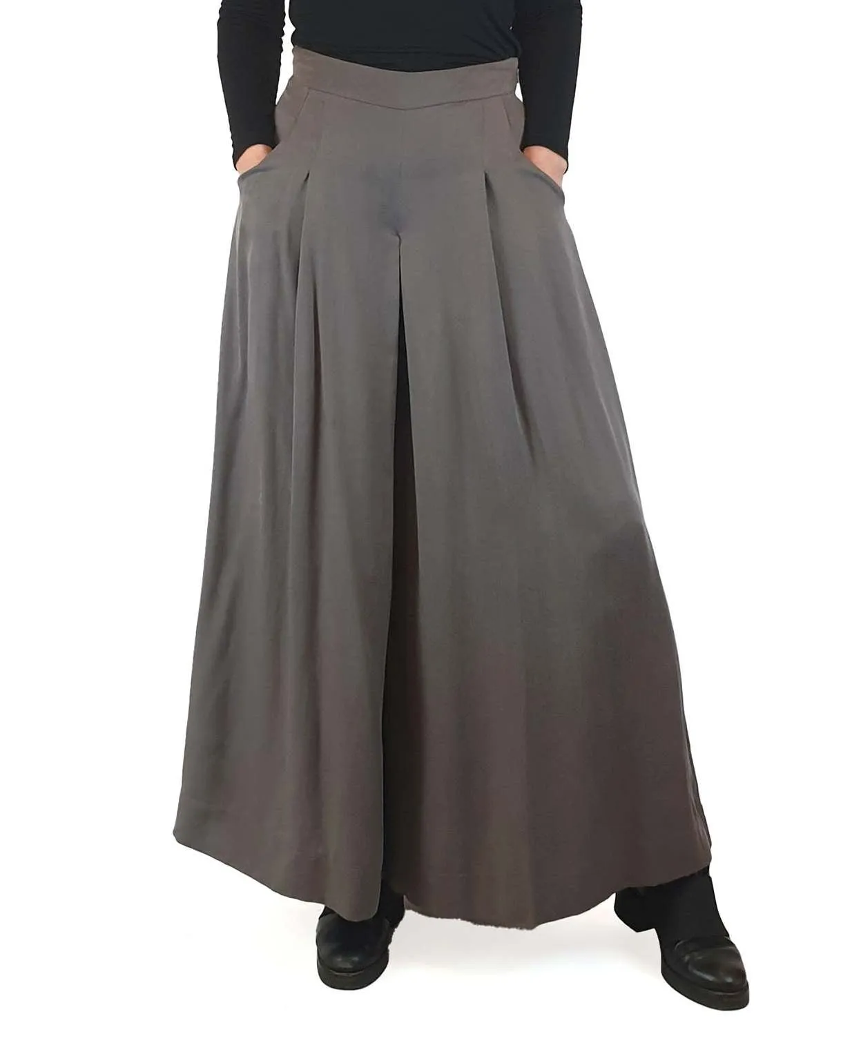 Jolet neutral grey wide leg pants with pockets size 8