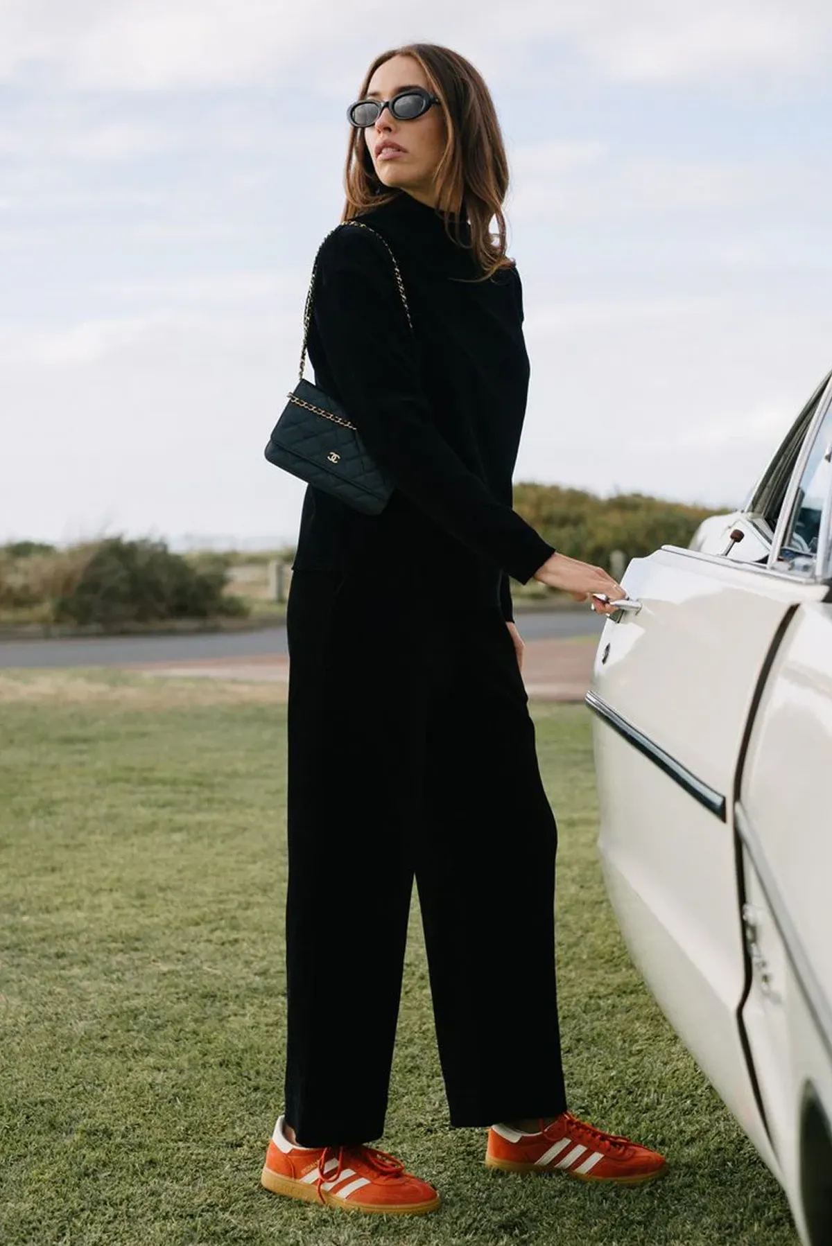 LAYBACK PANT