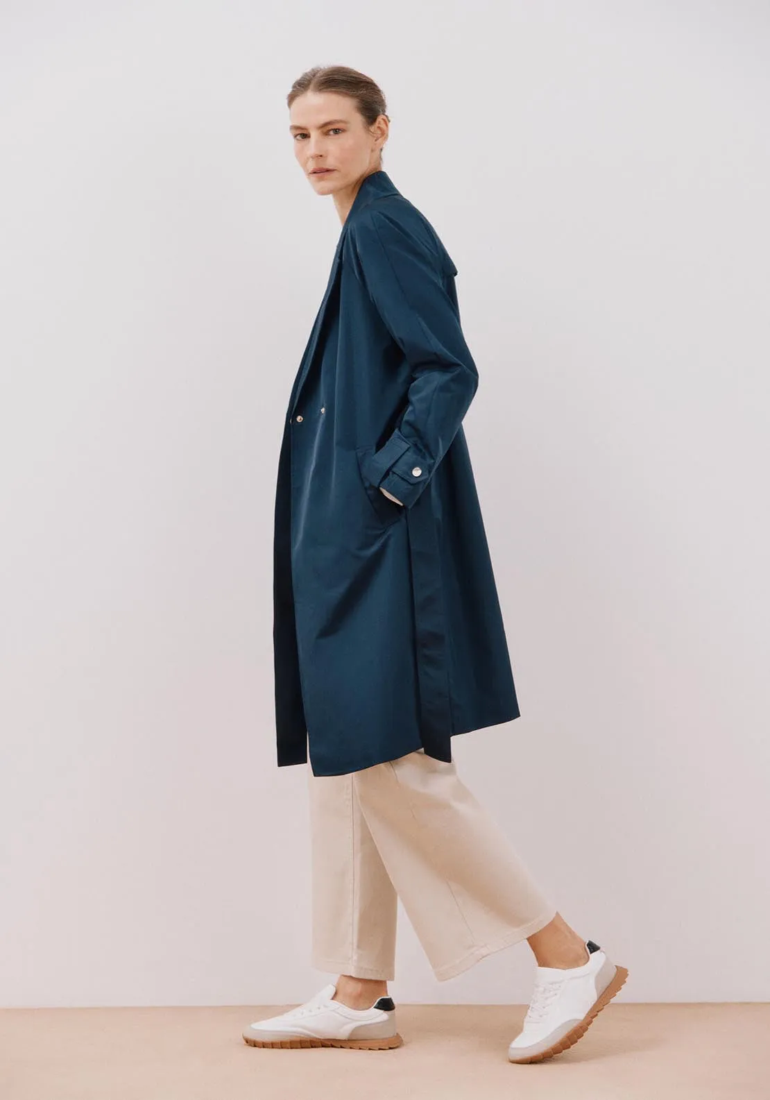 Long Water-Repellent Trench Coat - Navy