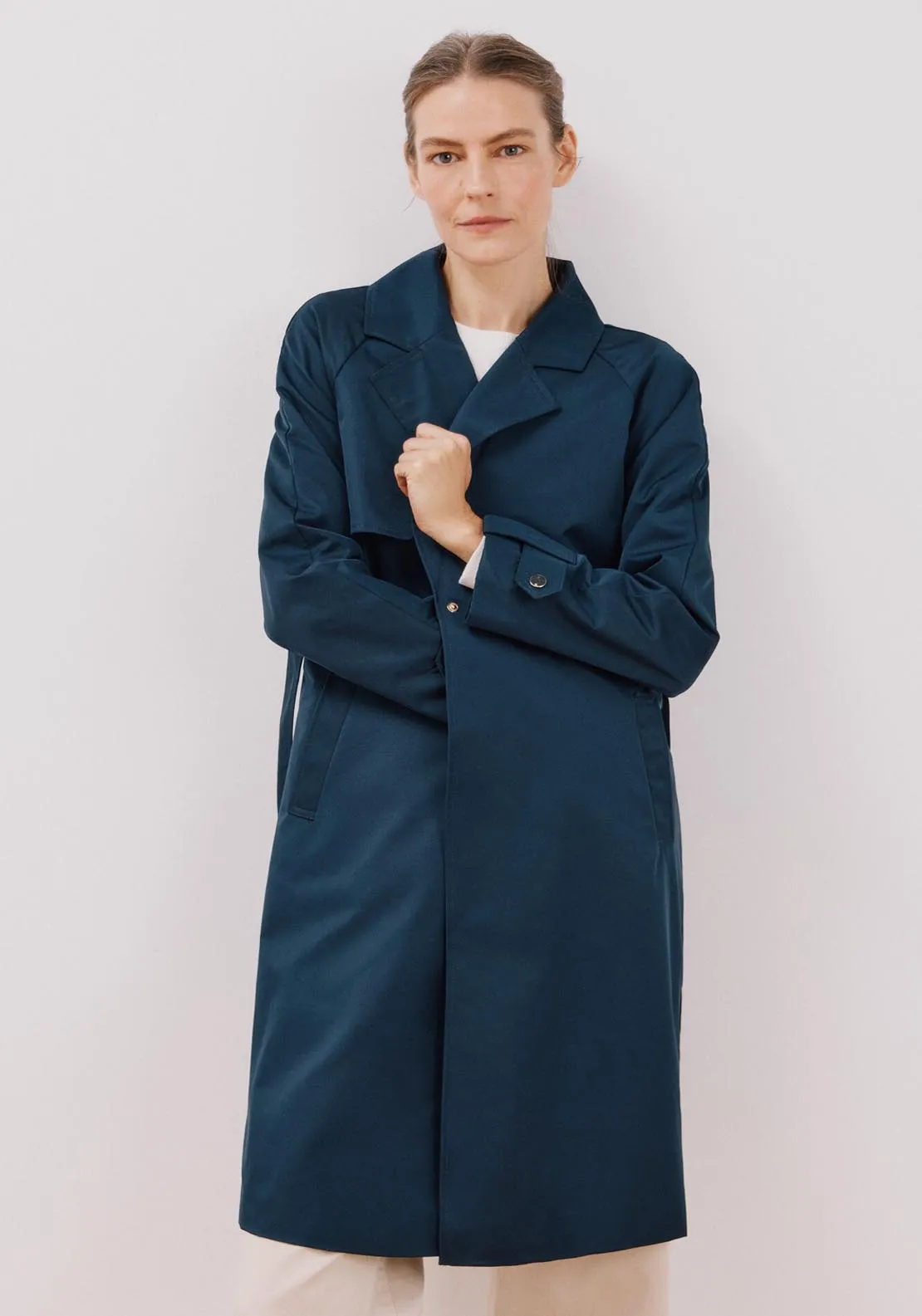 Long Water-Repellent Trench Coat - Navy