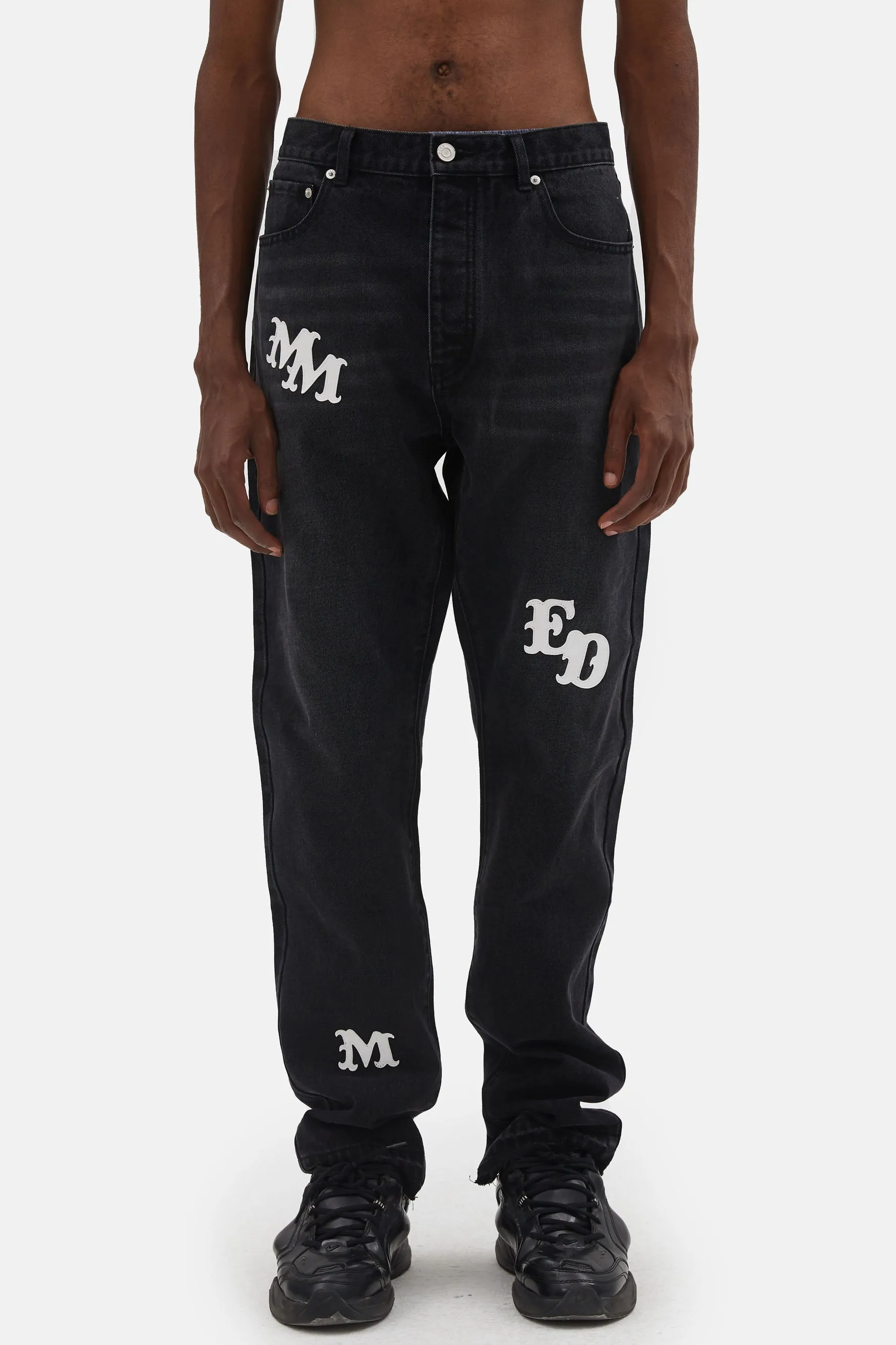MEDM PATCHES DENIM PANTS