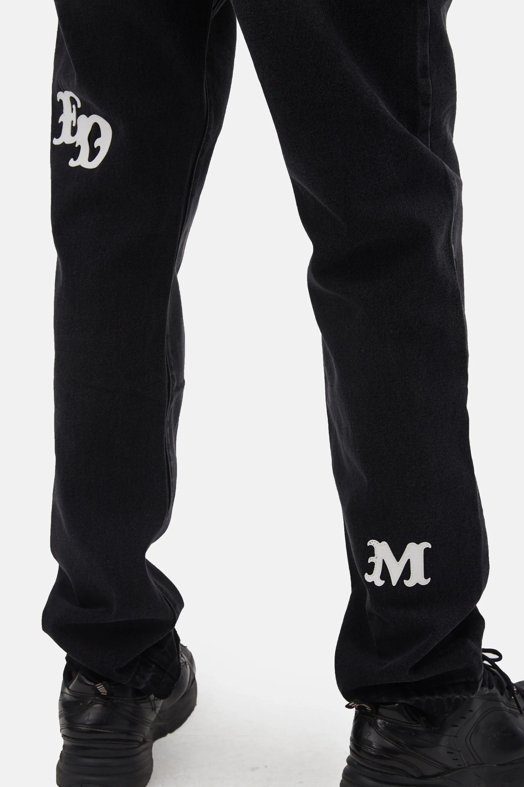 MEDM PATCHES DENIM PANTS
