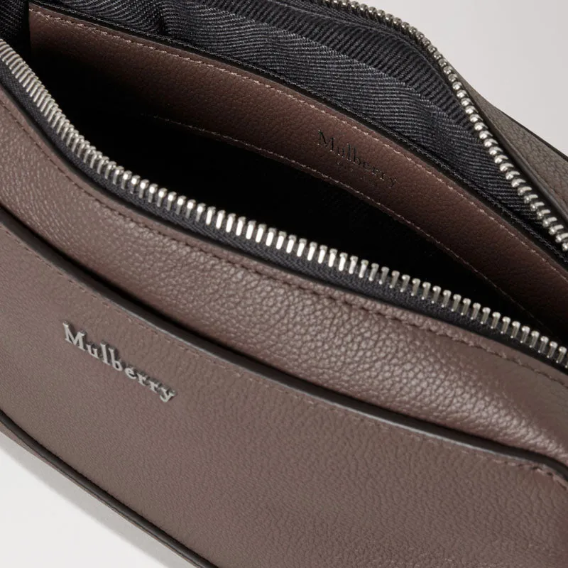 MULBERRY Small Farringdon Messenger in Taupe Brown Small Pebble Grain