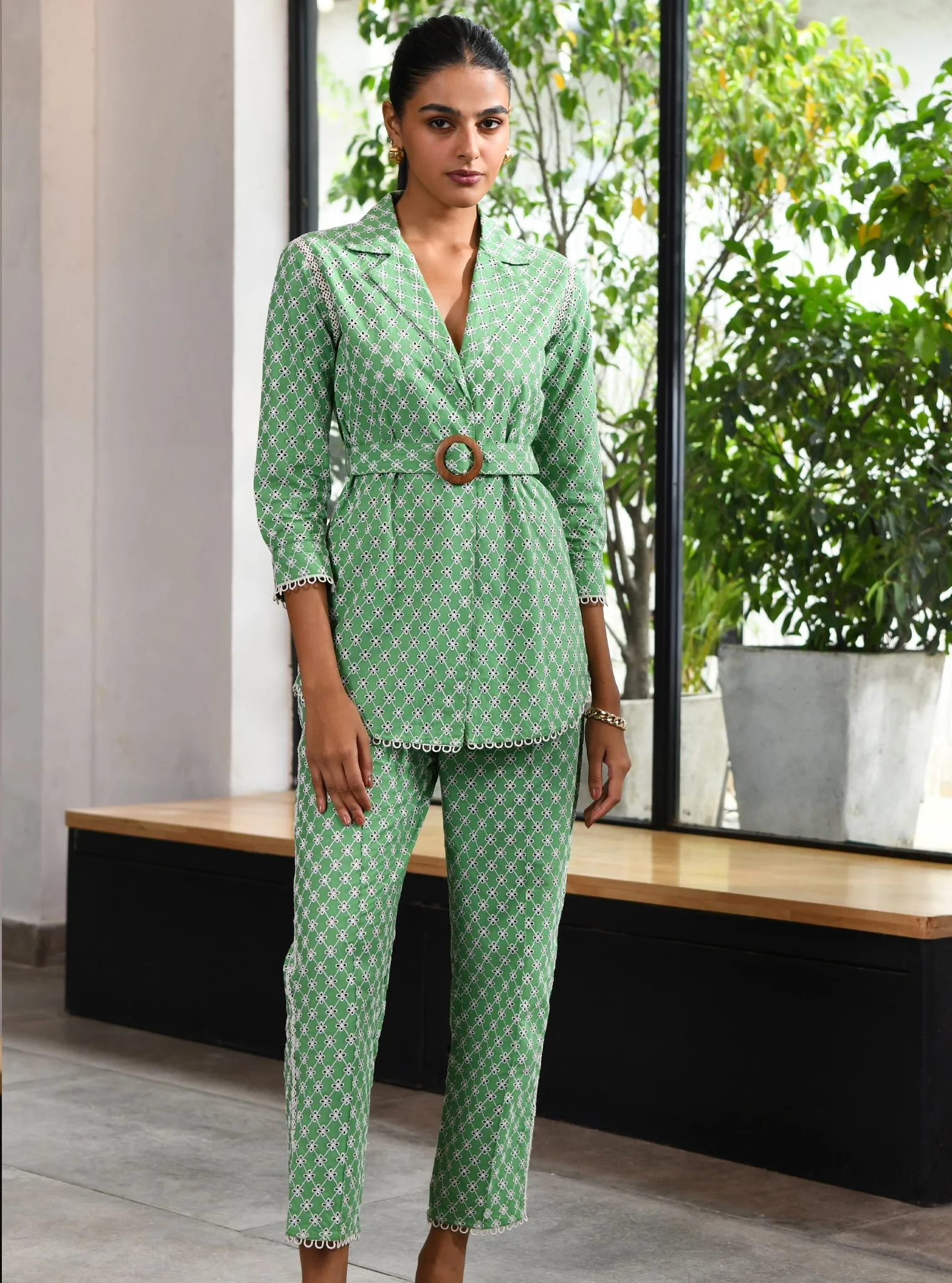 Mulmul Cotton Bergenia Green Top With Bergenia Green Pant