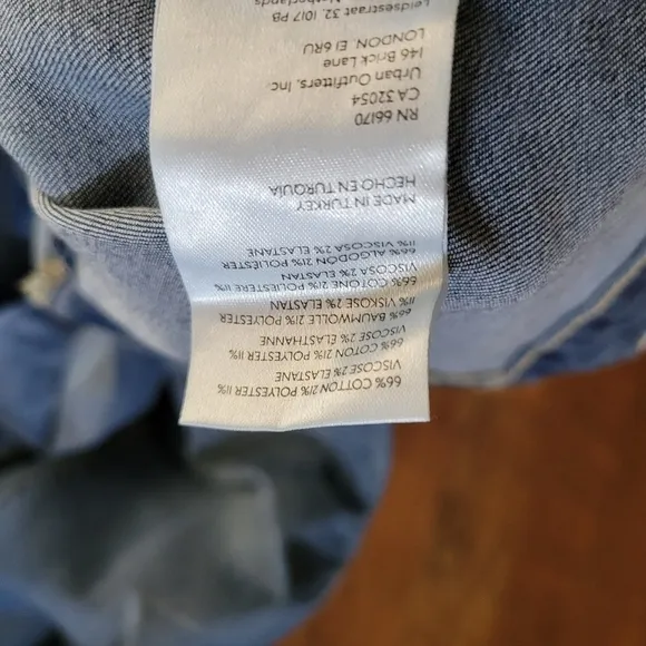 NWT WE THE FREE Just Float On Flare Size 29 Jericho Blue Raw Hem high rise