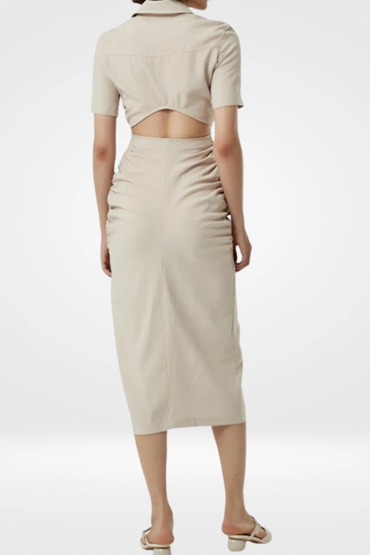 OAKLEY Open-Back Button-Down Ruched Sides Midi Dress (Light Beige)