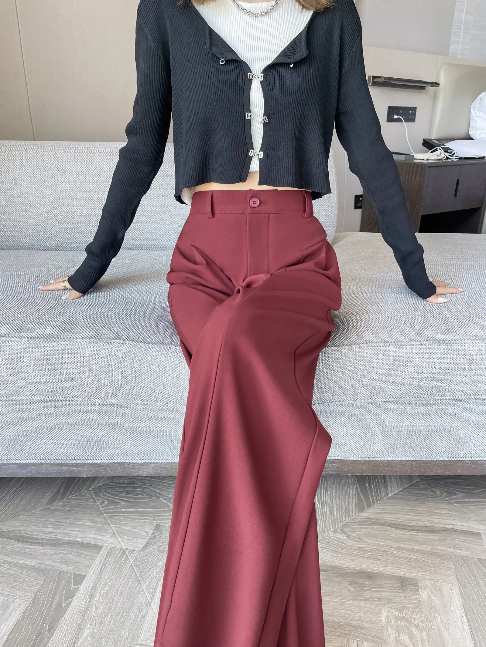 Relaxed Solid Color High Waist Pant for Stylish Women's Outfit