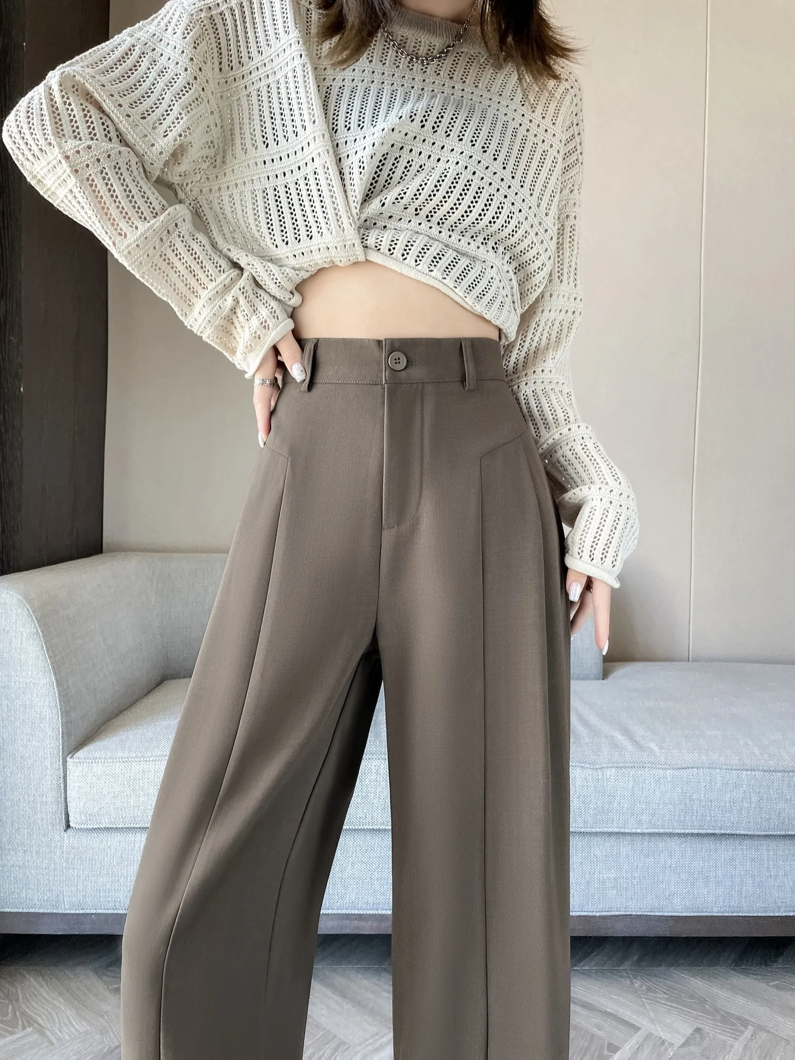 Relaxed Solid Color High Waist Pant for Stylish Women's Outfit