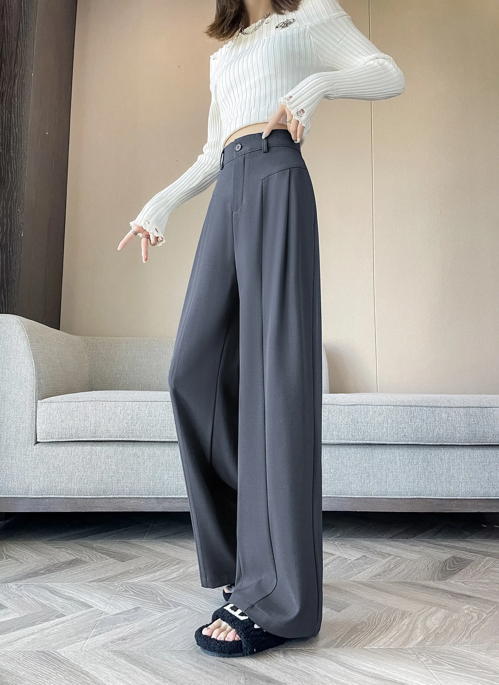 Relaxed Solid Color High Waist Pant for Stylish Women's Outfit