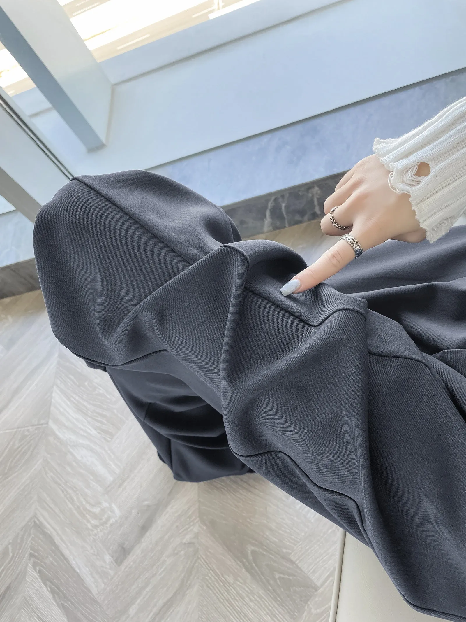 Relaxed Solid Color High Waist Pant for Stylish Women's Outfit