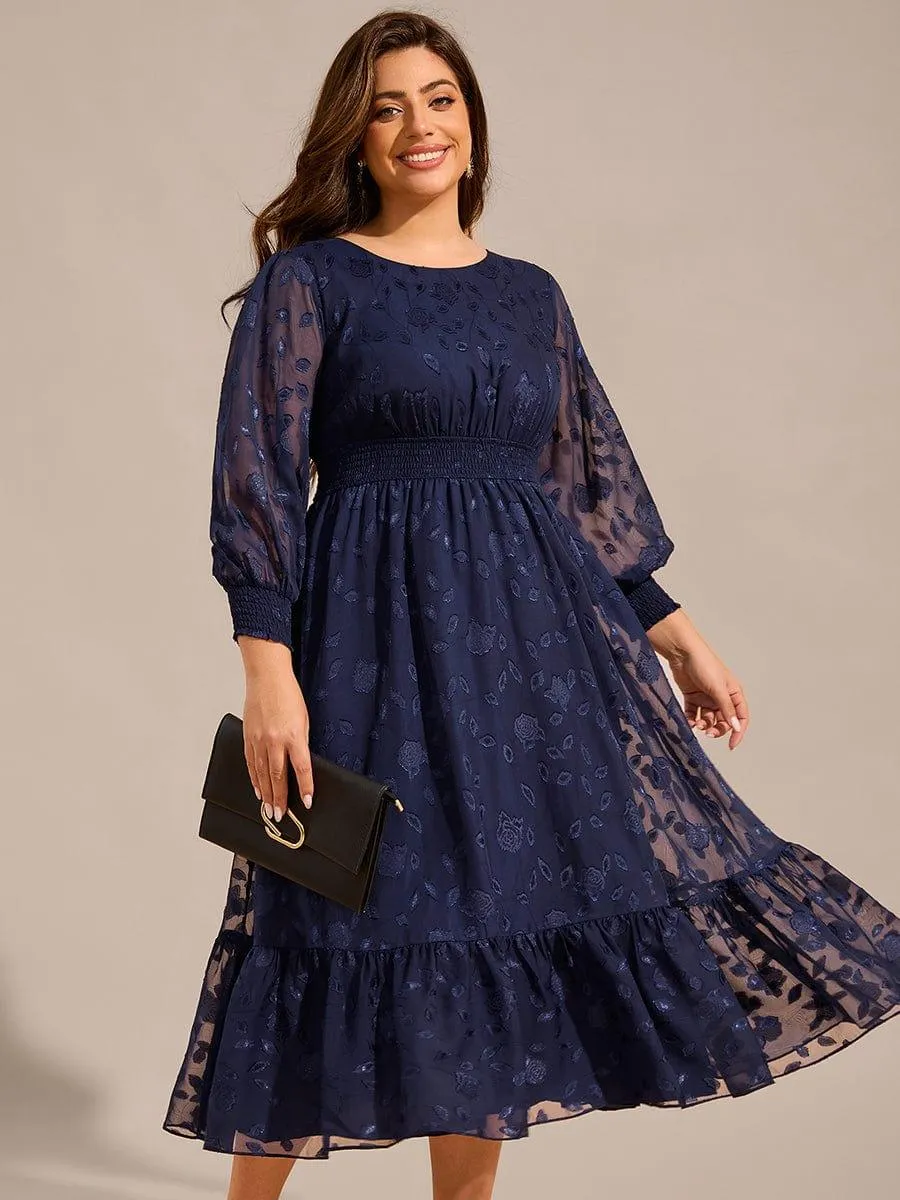 Robe d'invitée de mariage mi-longue en mousseline à col rond grande taille