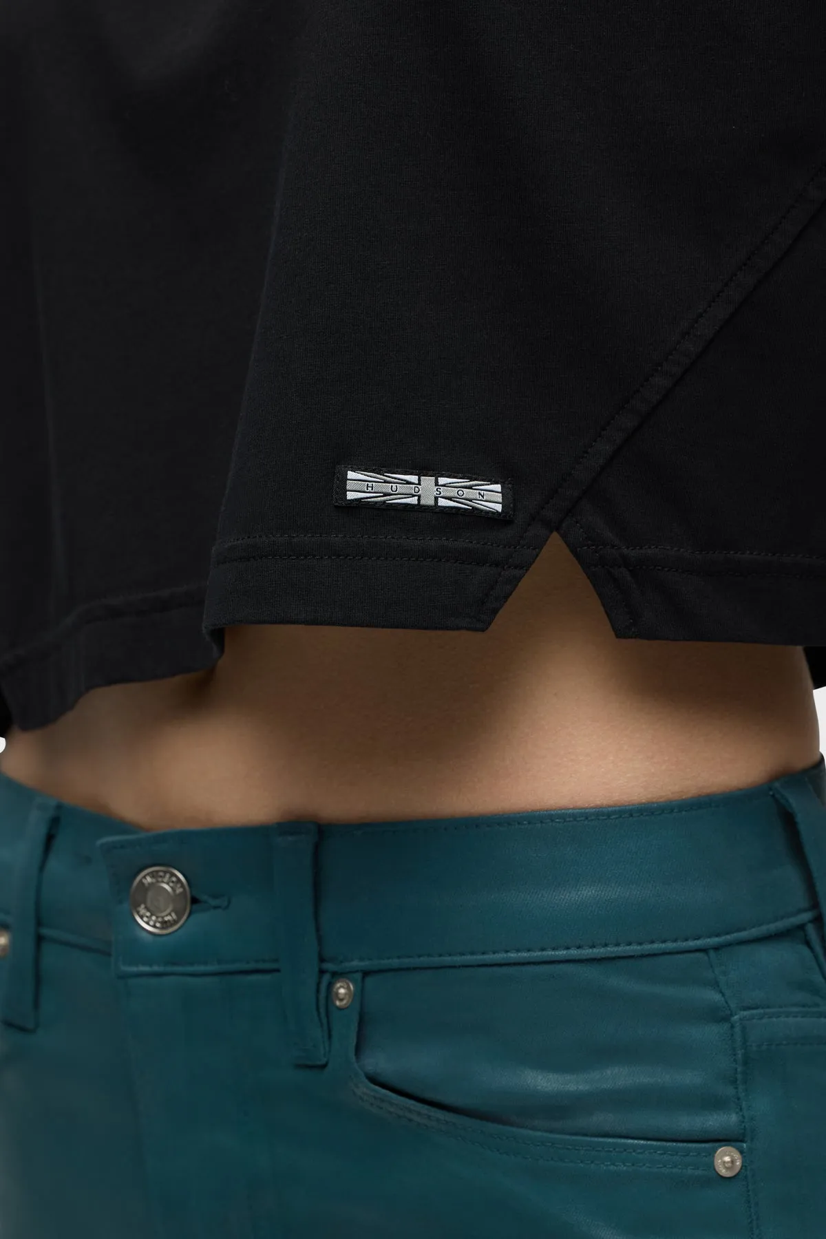 Short Sleeve Forward Seam Tee