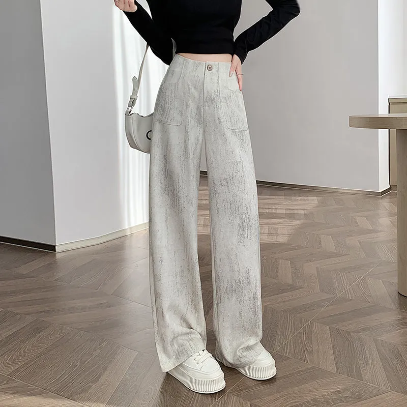 Stylish Loose Fit Women's Straight Leg Trousers with a Flattering Look