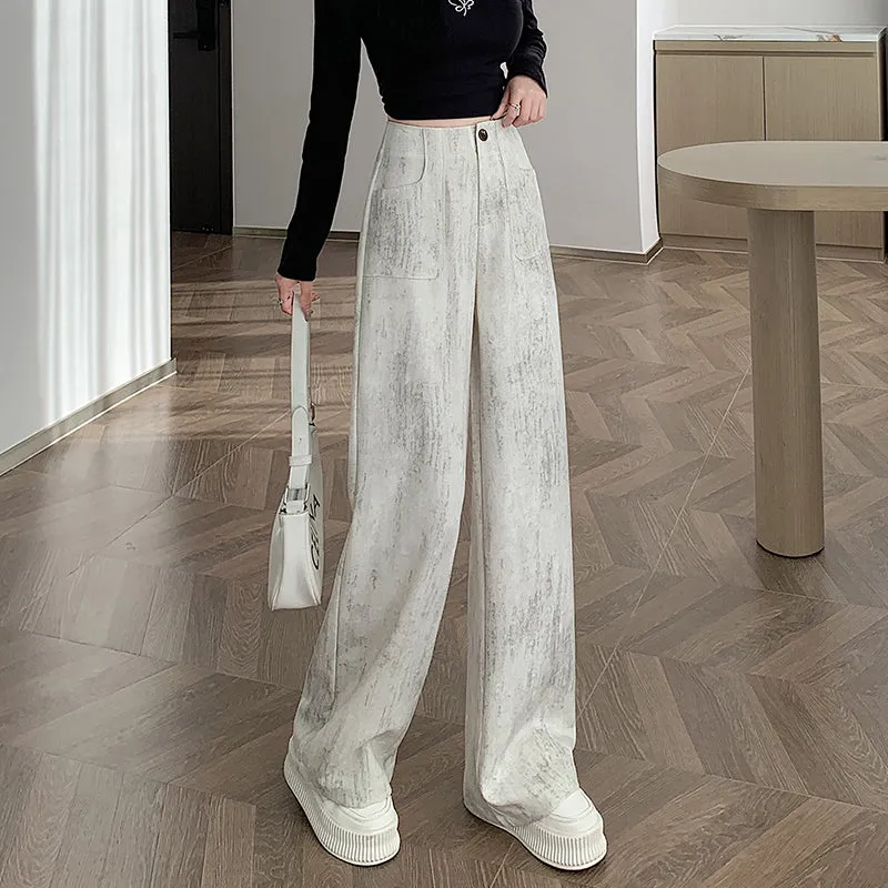 Stylish Loose Fit Women's Straight Leg Trousers with a Flattering Look