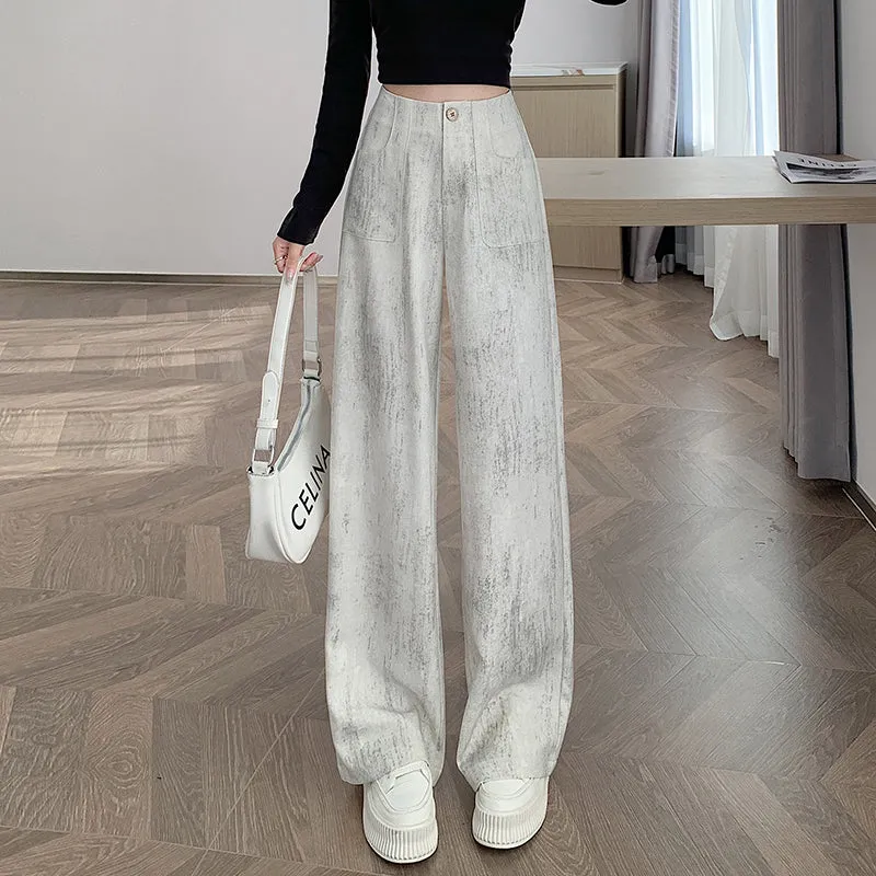Stylish Loose Fit Women's Straight Leg Trousers with a Flattering Look
