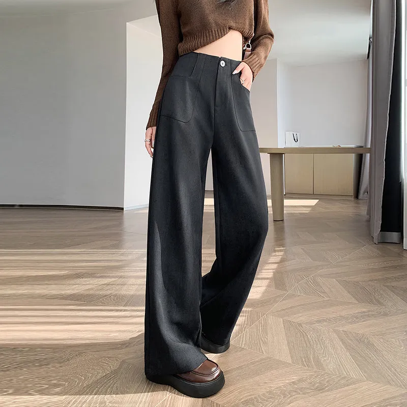 Stylish Loose Fit Women's Straight Leg Trousers with a Flattering Look