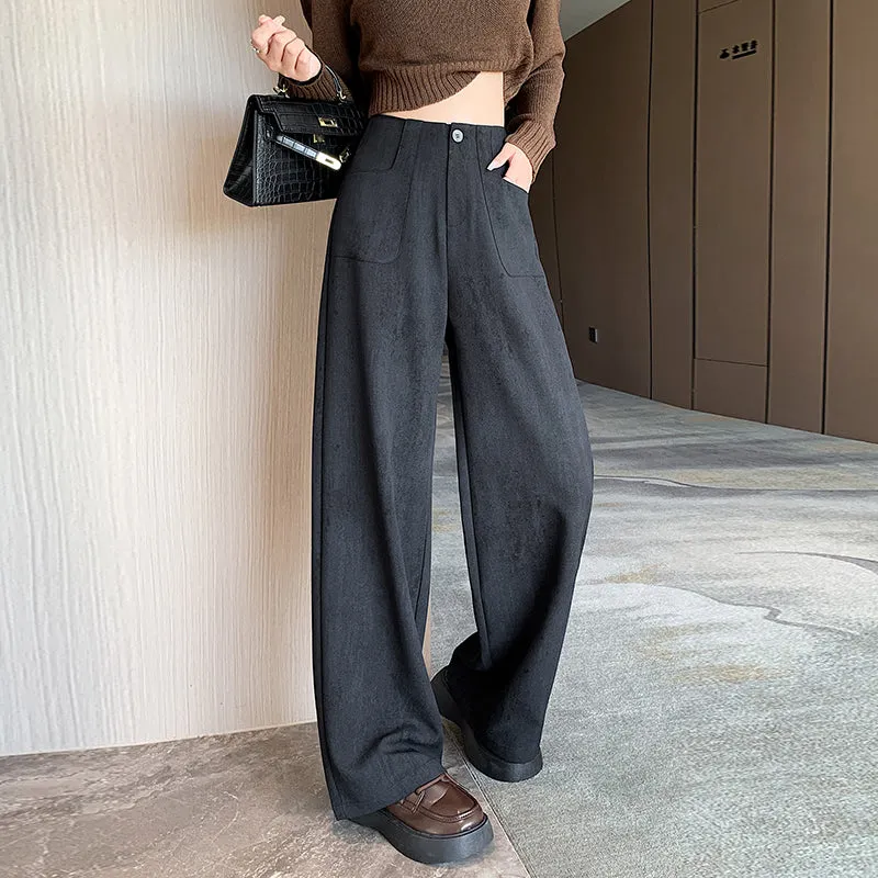 Stylish Loose Fit Women's Straight Leg Trousers with a Flattering Look