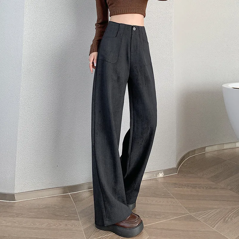 Stylish Loose Fit Women's Straight Leg Trousers with a Flattering Look