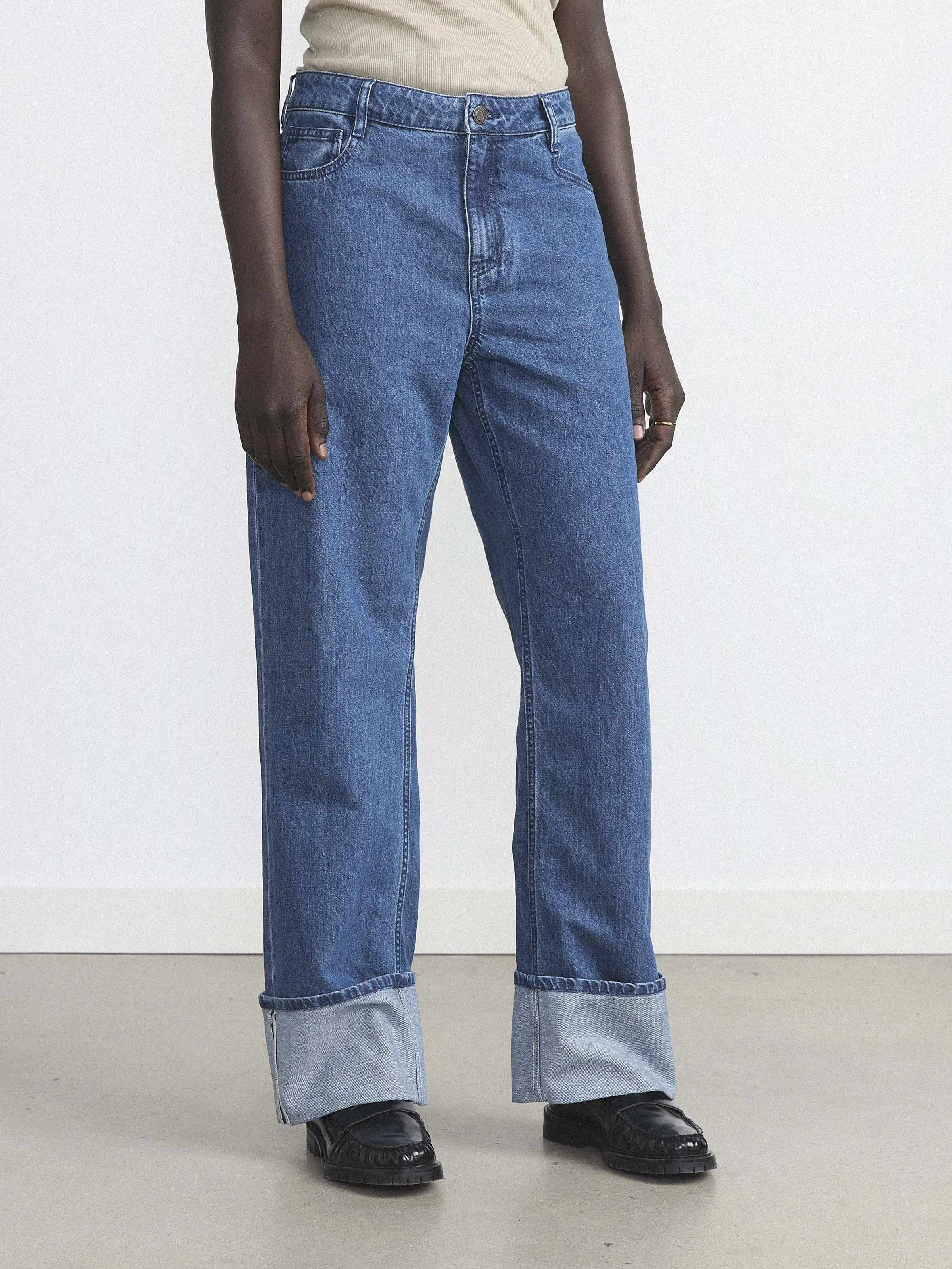 The Courtney Cuffed Loose Jean in Medium Blue