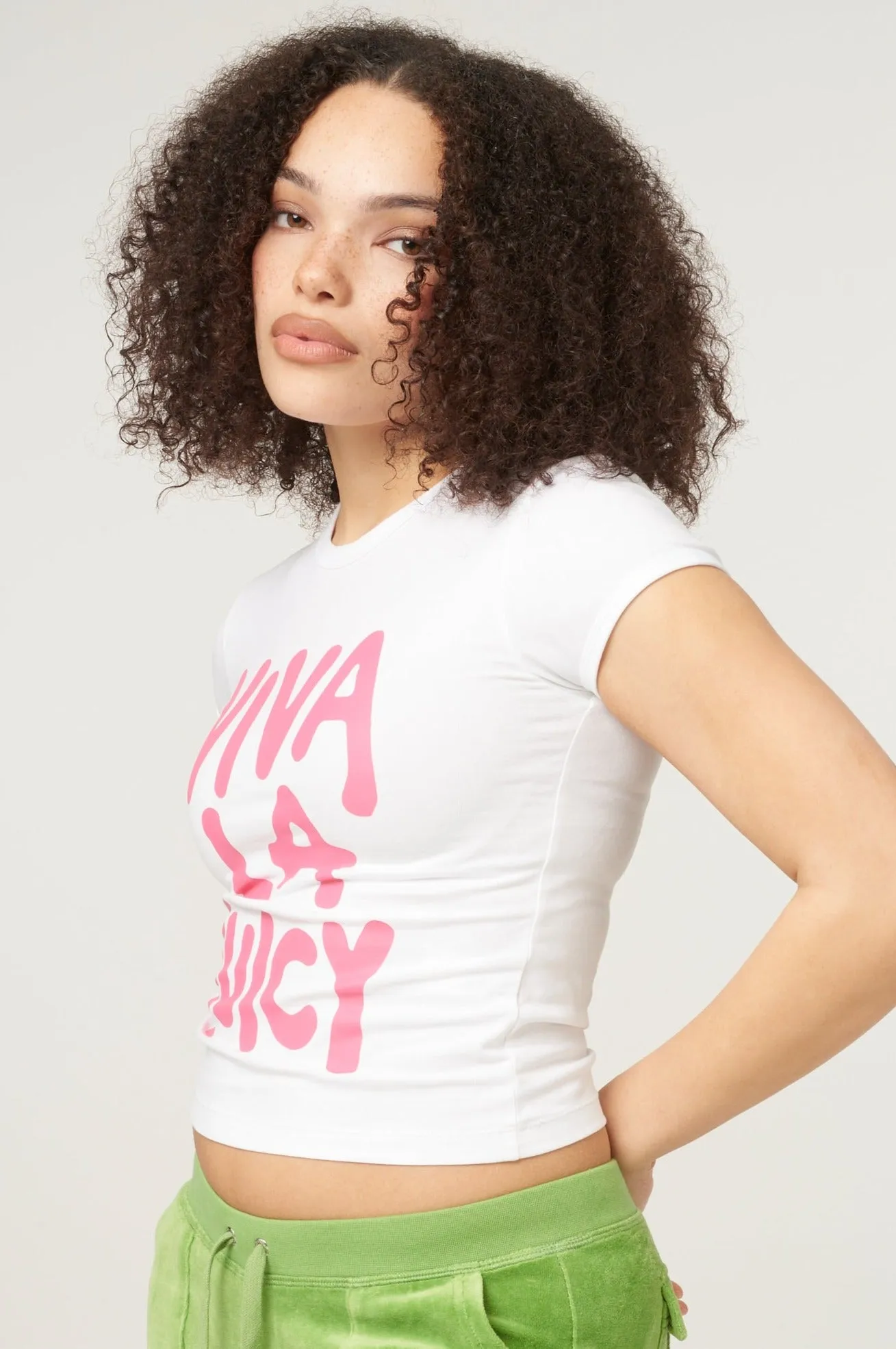 THE ICONS | WHITE 'VIVA LA JUICY' BABY TEE