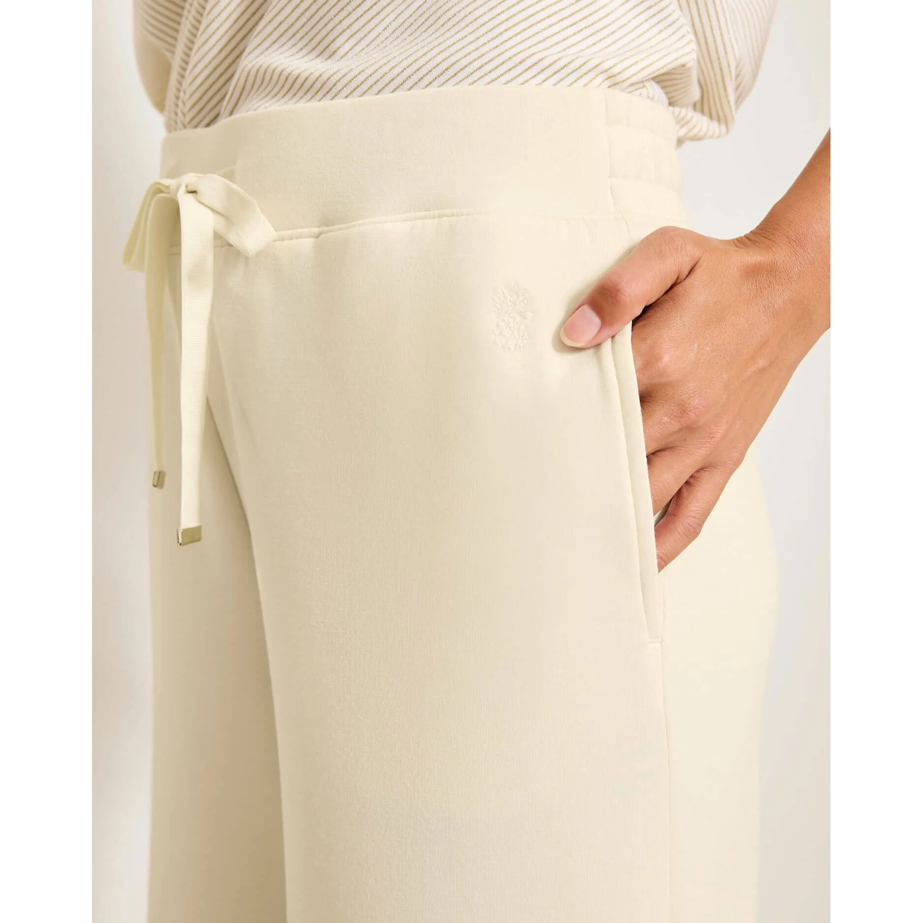 Tommy Bahama Women's Palm Voyage Wide Leg Ankle Pants - Bleached Sand