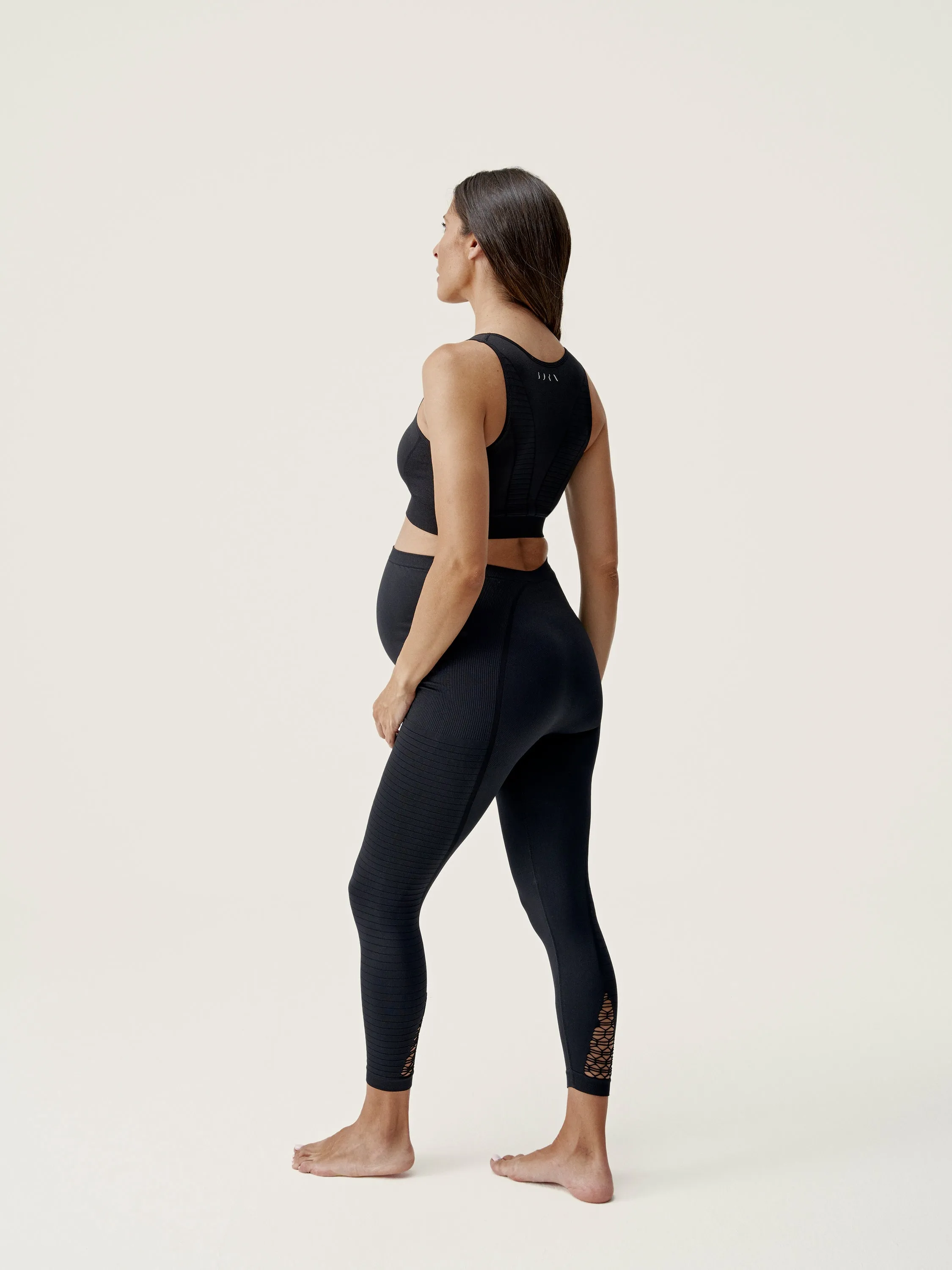 Top Mum Black