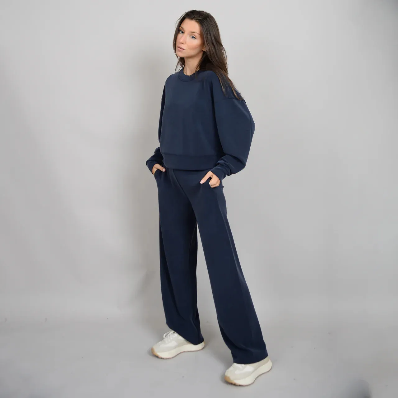 Victoria Soft Wide Leg Pants